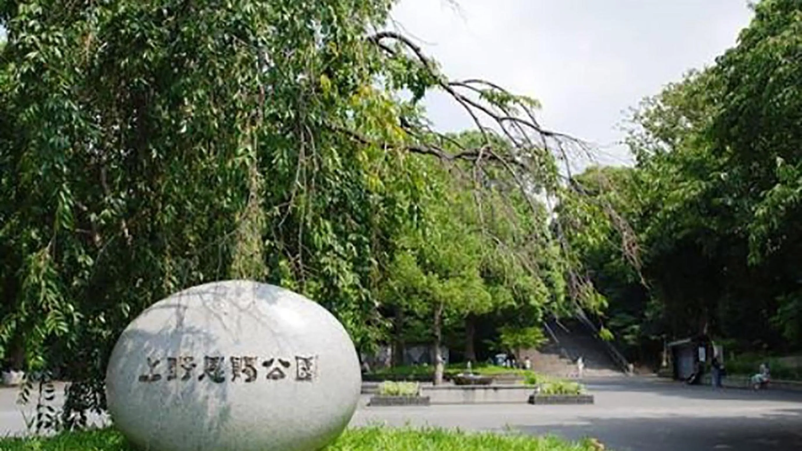 JR-East Hotel Mets Akabane