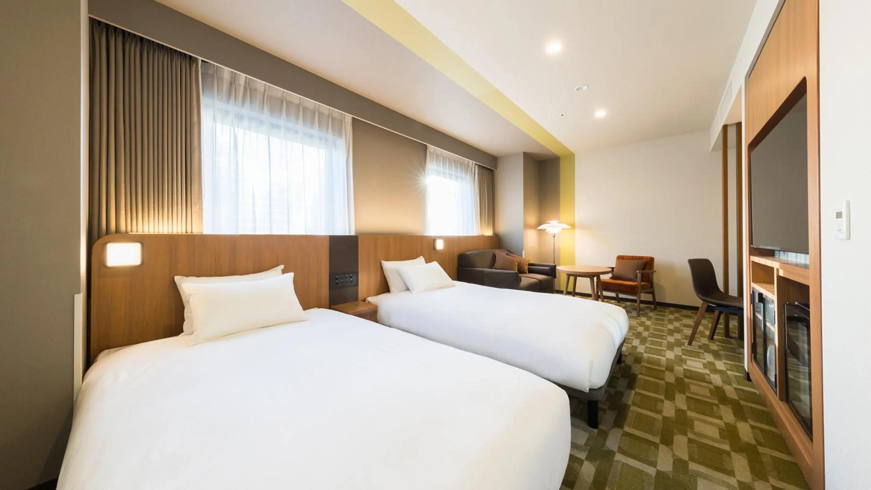 Bed in JR-East Hotel Mets Akabane