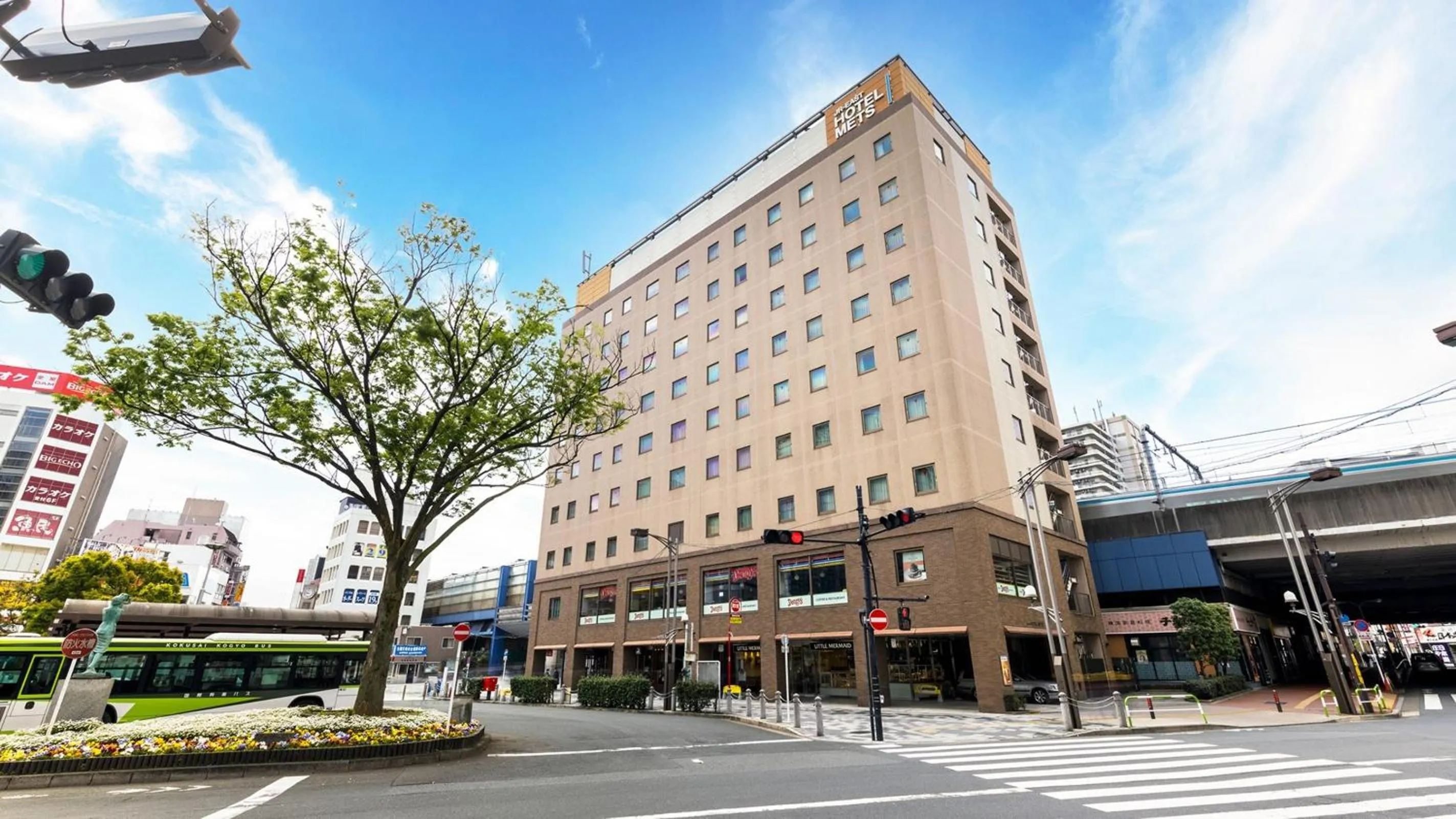 Property building in JR-East Hotel Mets Akabane