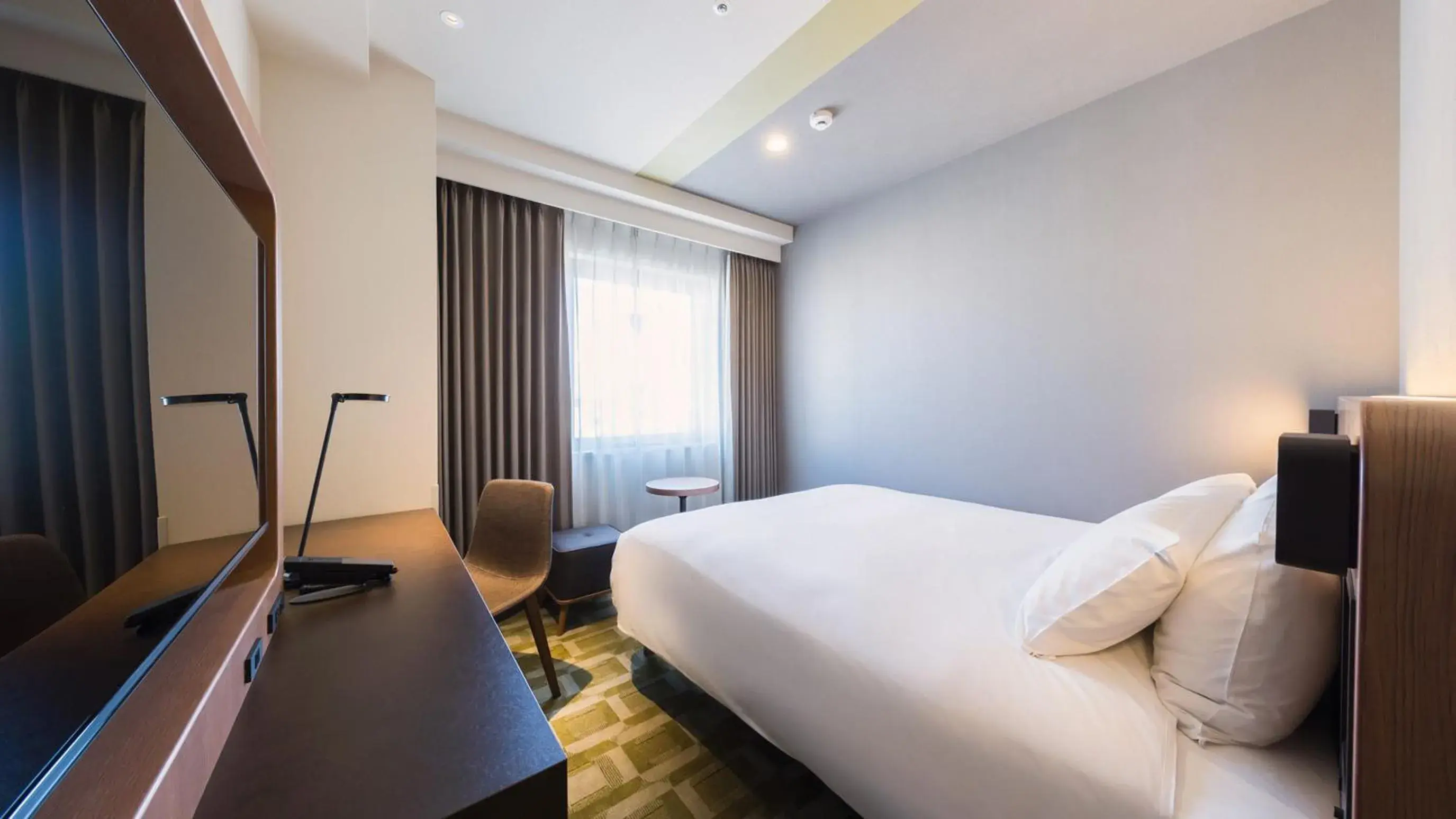 Deluxe Single Room (1 Adult) - single occupancy - Non-Smoking in JR-East Hotel Mets Akabane Deluxe Single Room (1 Adult) - single occupancy - Non-Smoking in JR-East Hotel Mets Akabane