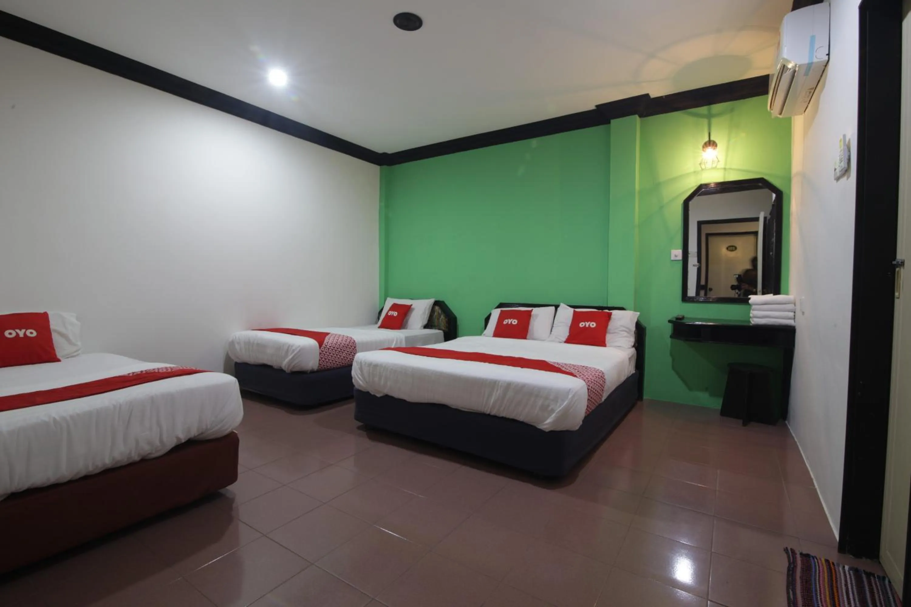Bedroom, Bed in G CITY HOTEL