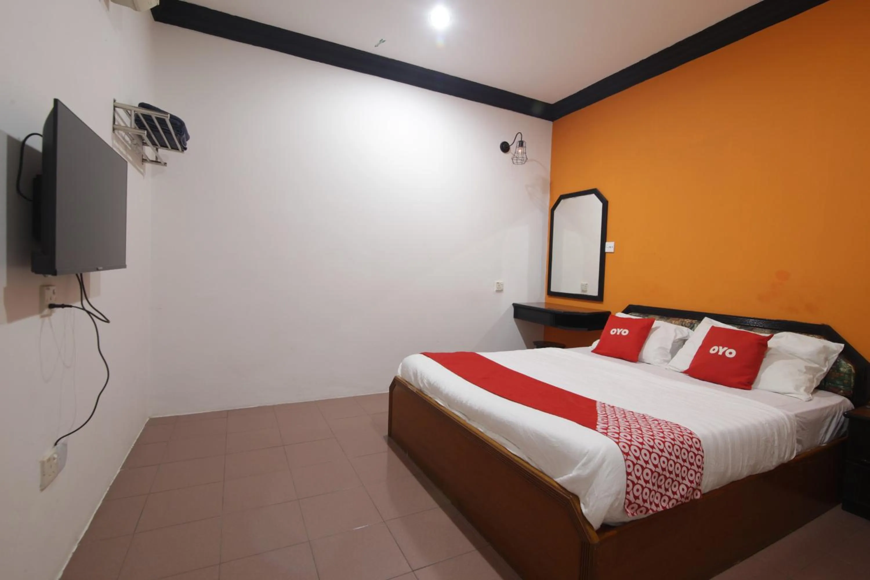 Bedroom, Bed in G CITY HOTEL