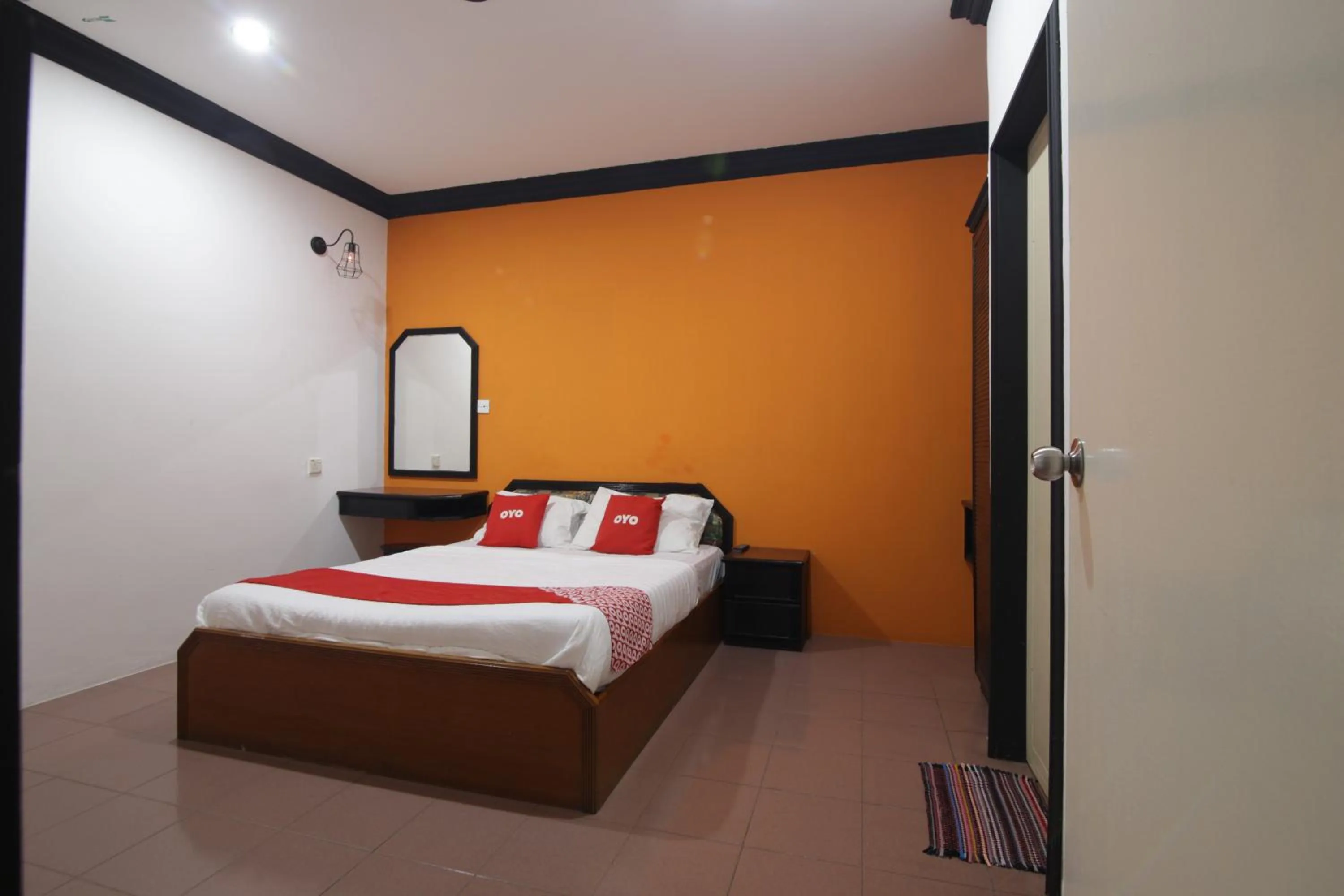 Bedroom, Bed in G CITY HOTEL