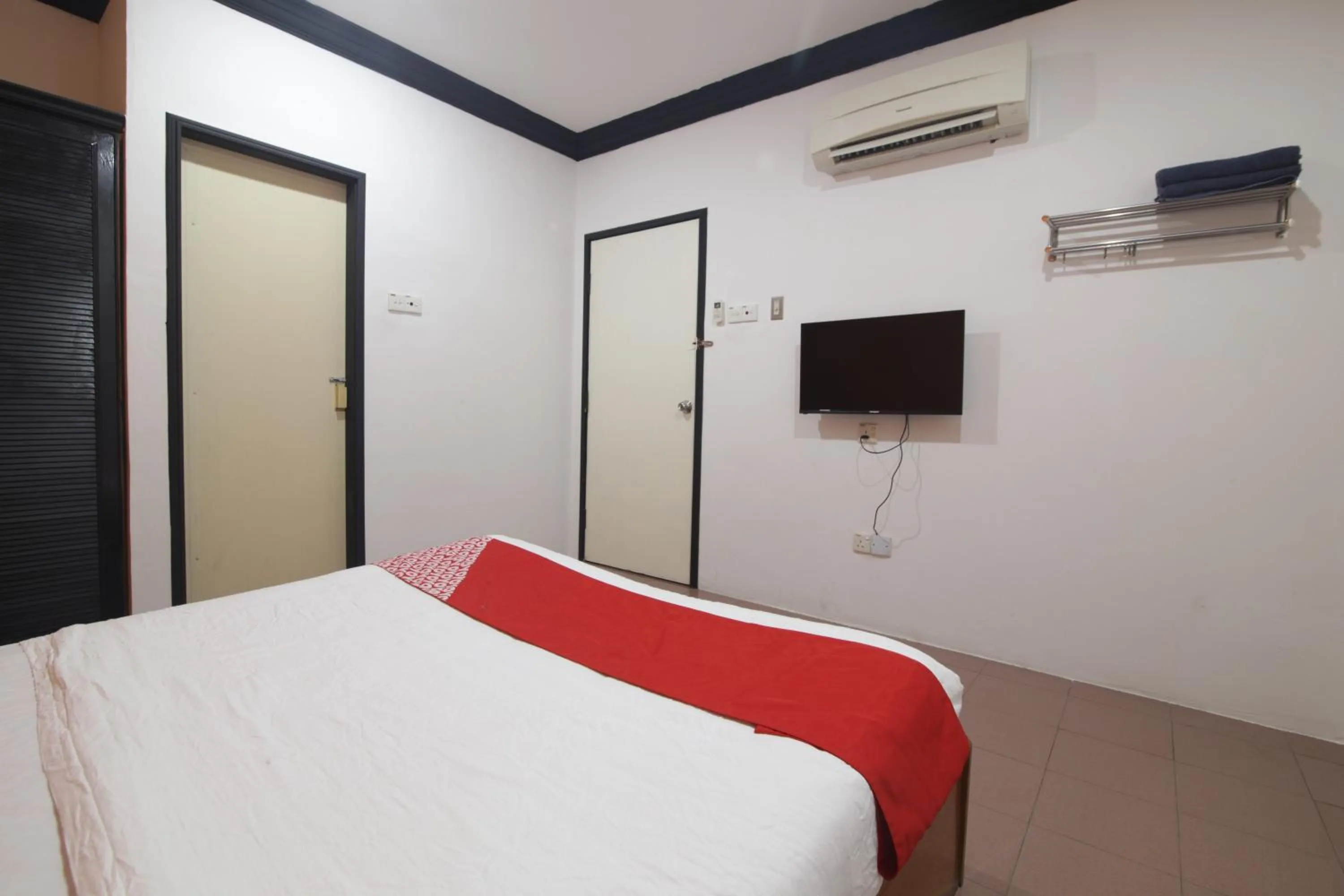 Bedroom, Bed in G CITY HOTEL