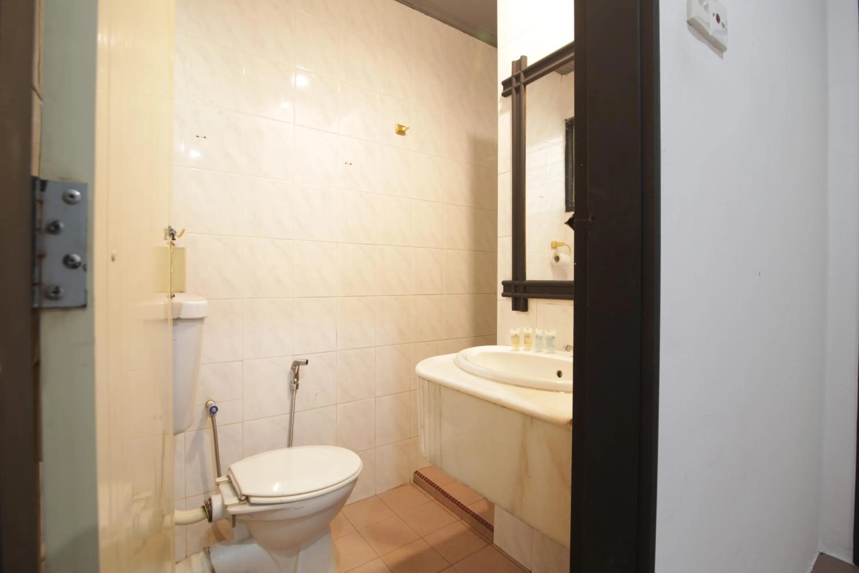 Bathroom in G CITY HOTEL