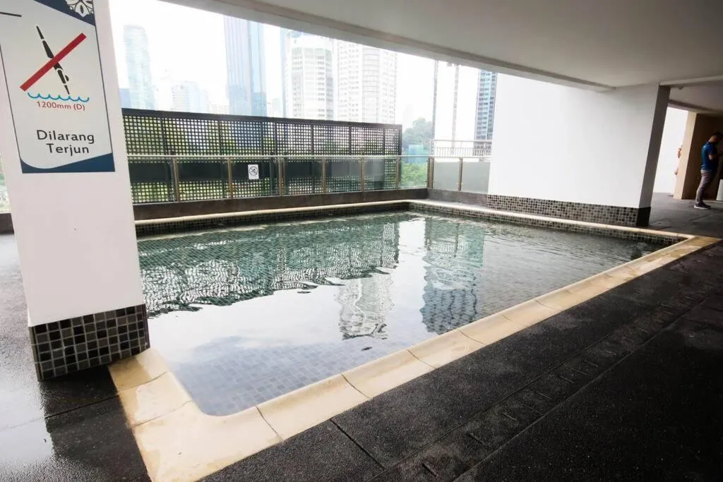 Swimming pool in Legasi Kampung Baru by Airhost