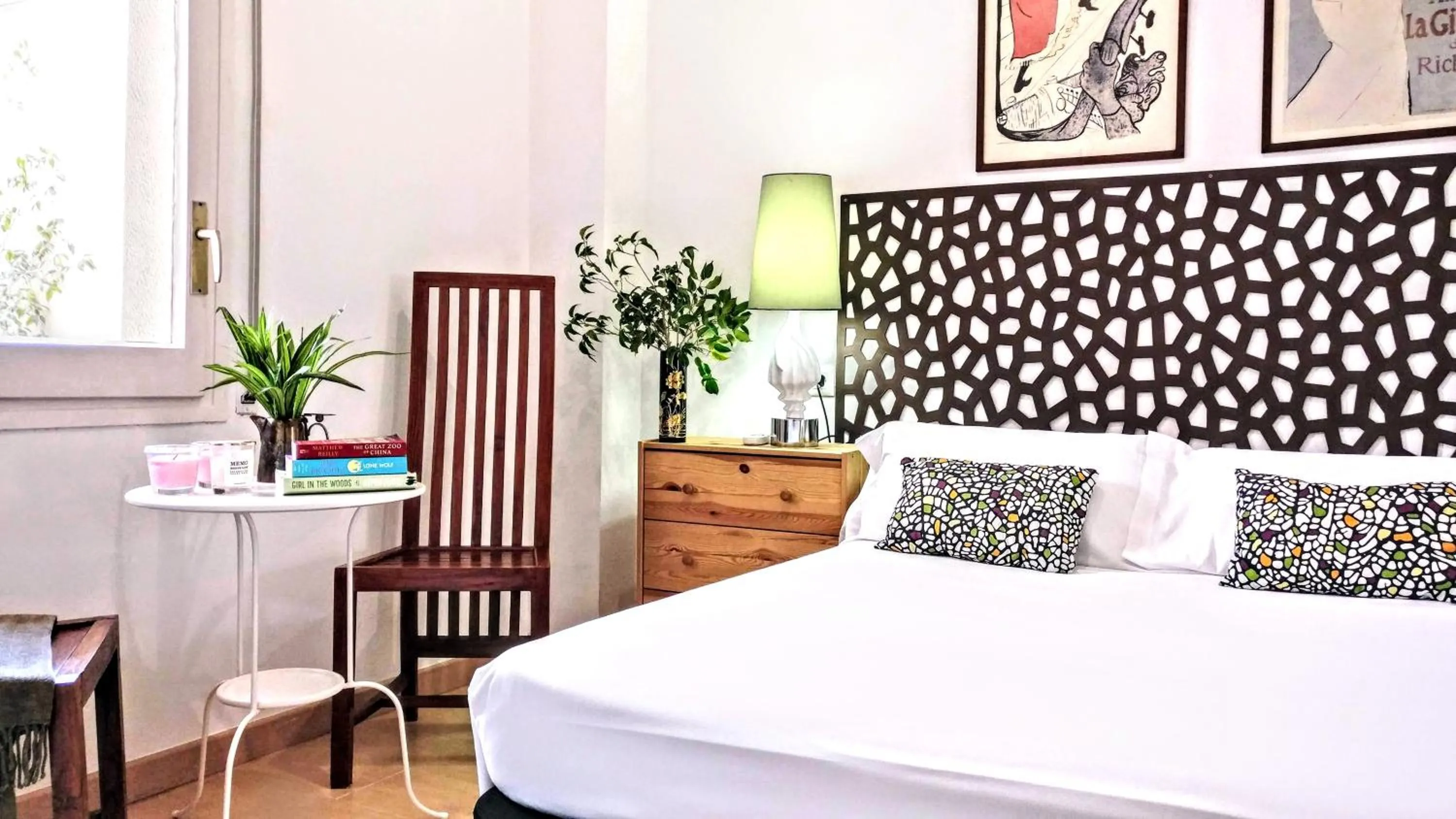 Bed in BizFlats Garden House