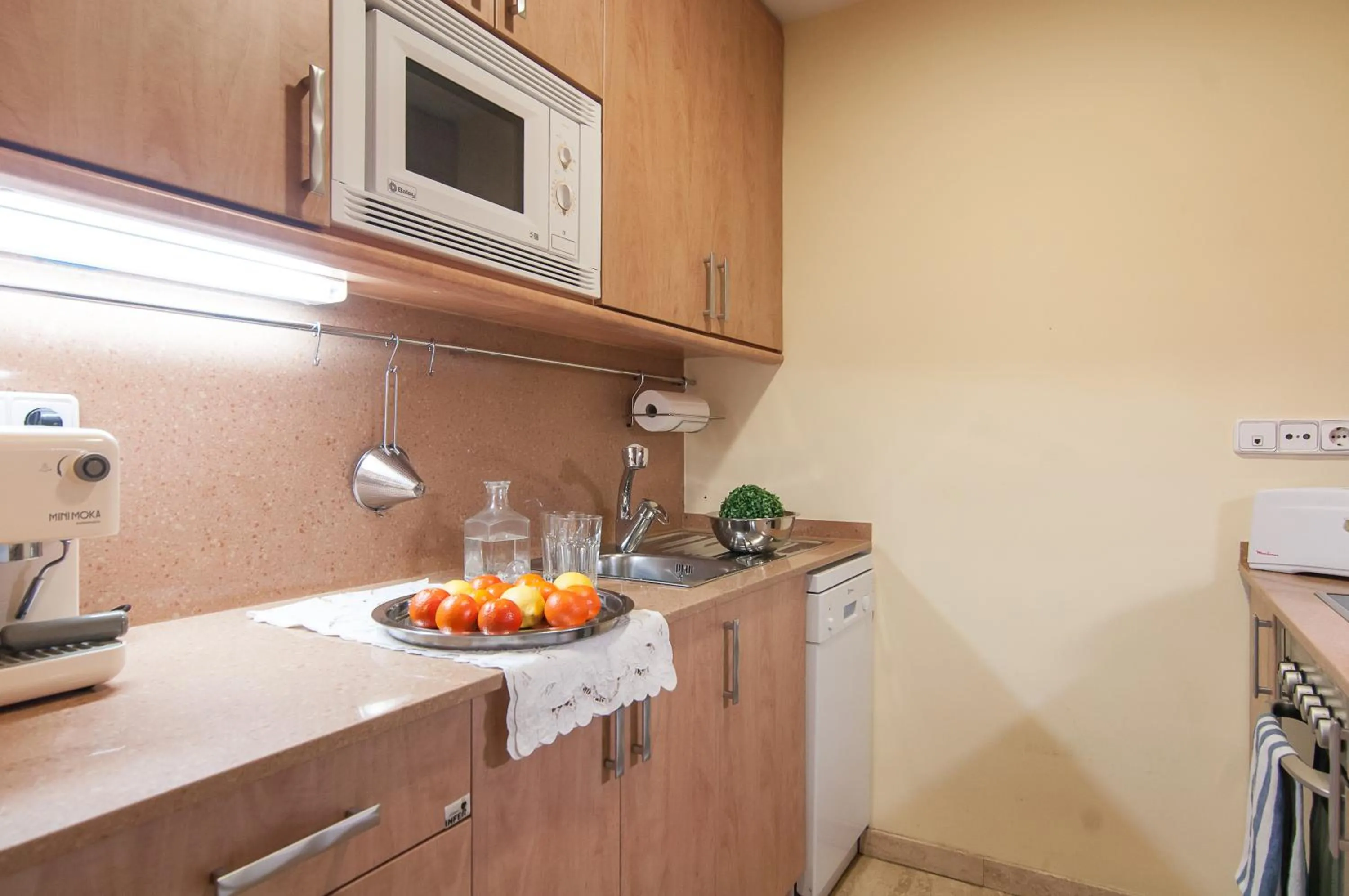 Kitchen or kitchenette in BizFlats Garden House