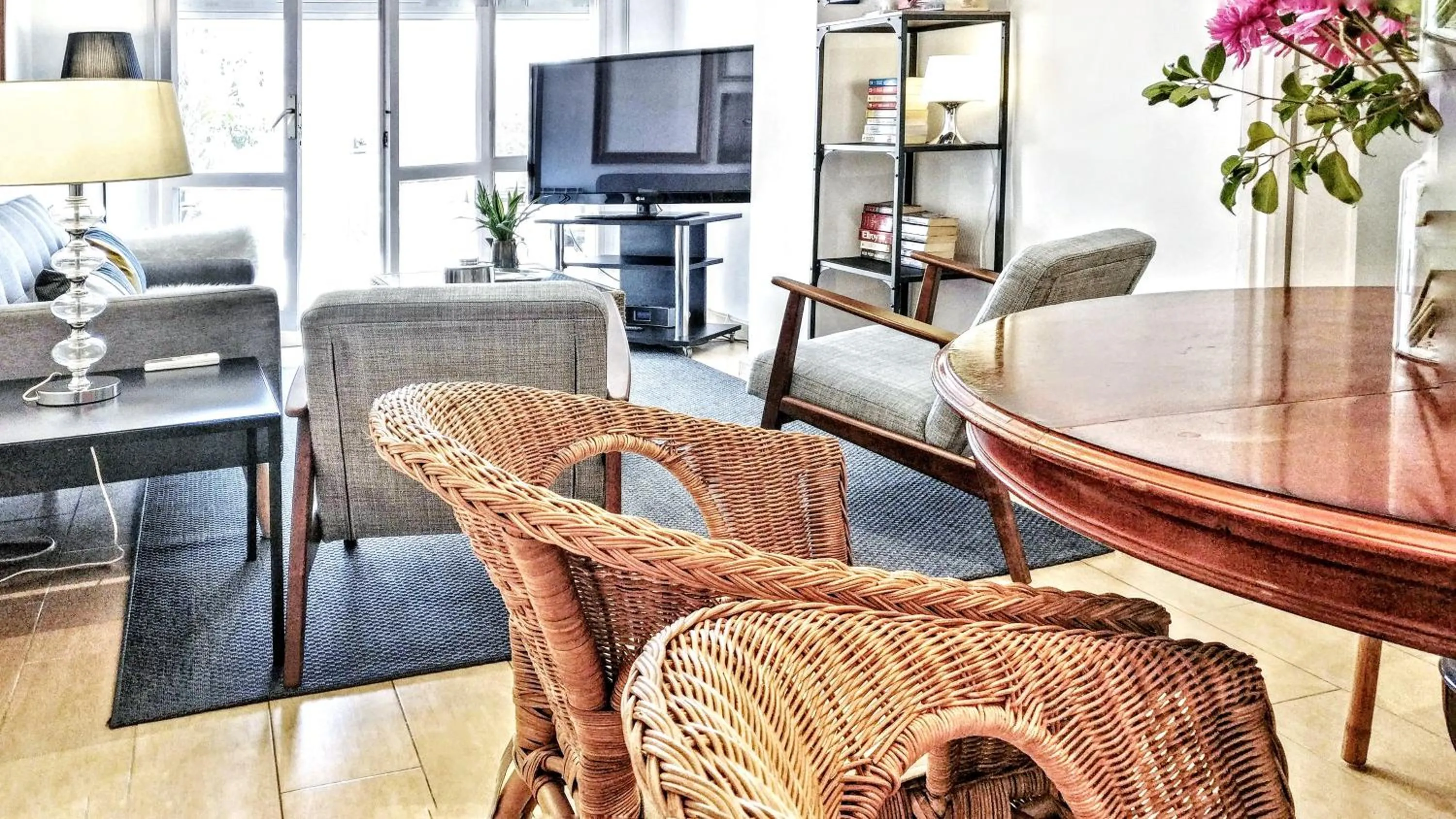 TV and multimedia in BizFlats Garden House