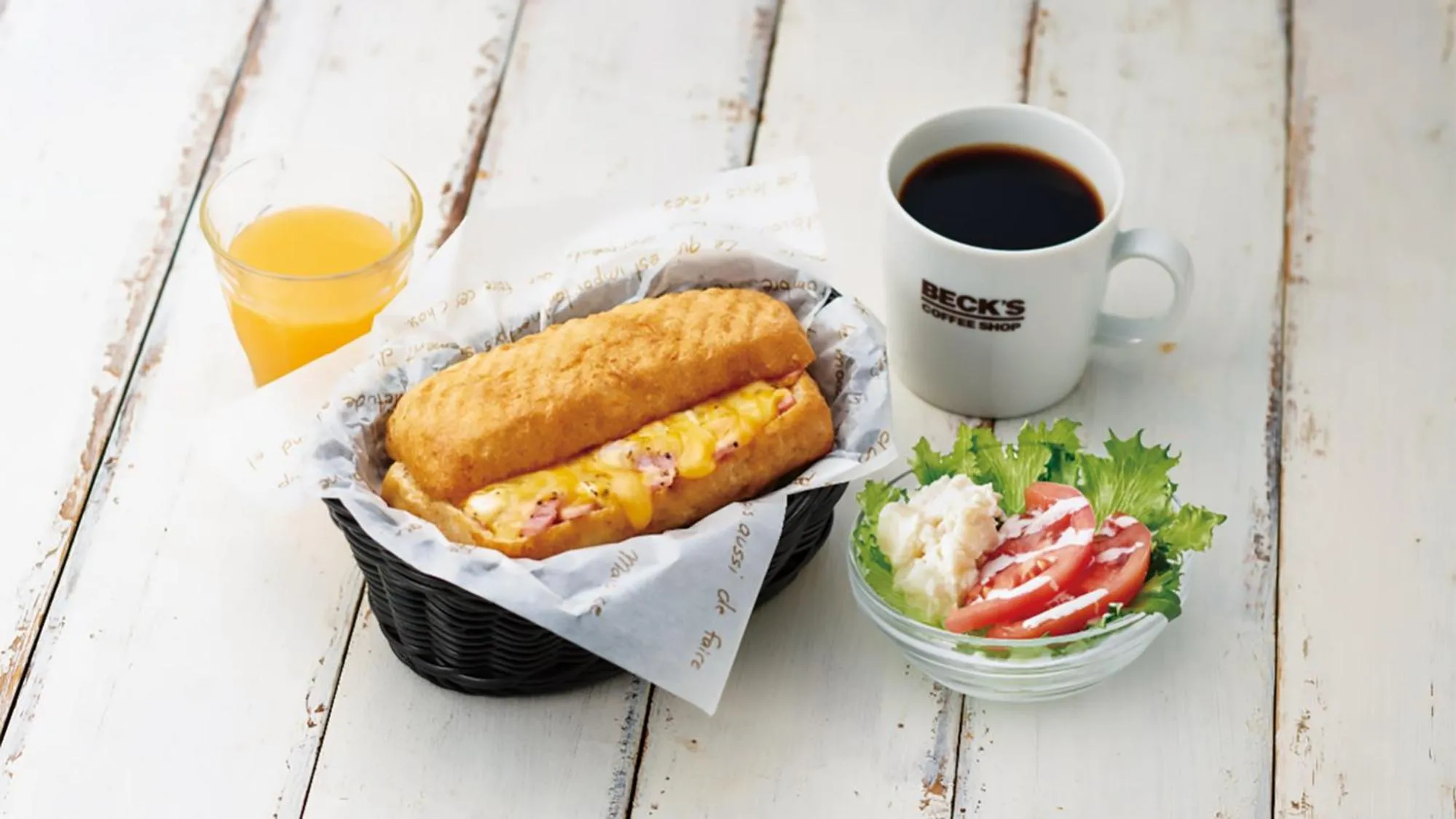 Food and drinks in JR-East Hotel Mets Omori