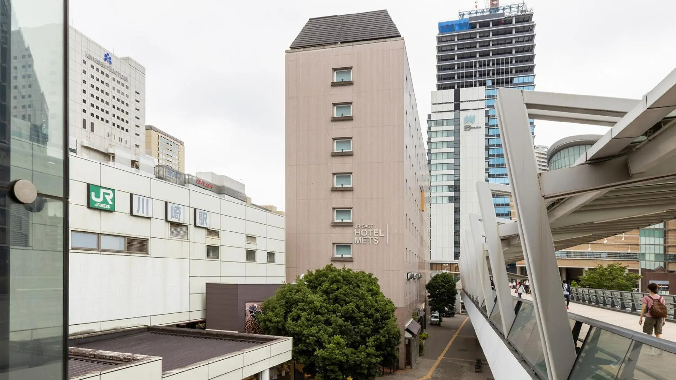 Property building in JR-East Hotel Mets Kawasaki Property building in JR-East Hotel Mets Kawasaki