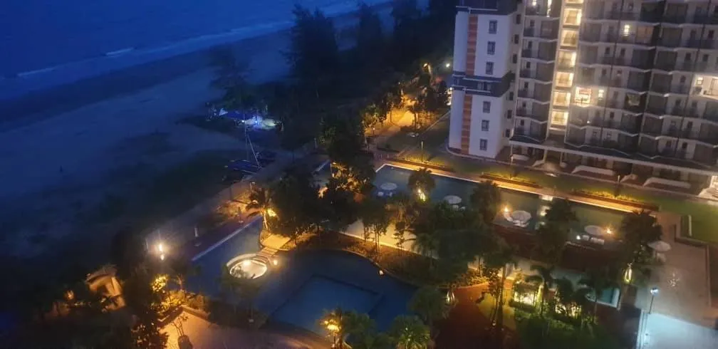 Timur Bay by Dream View Studio