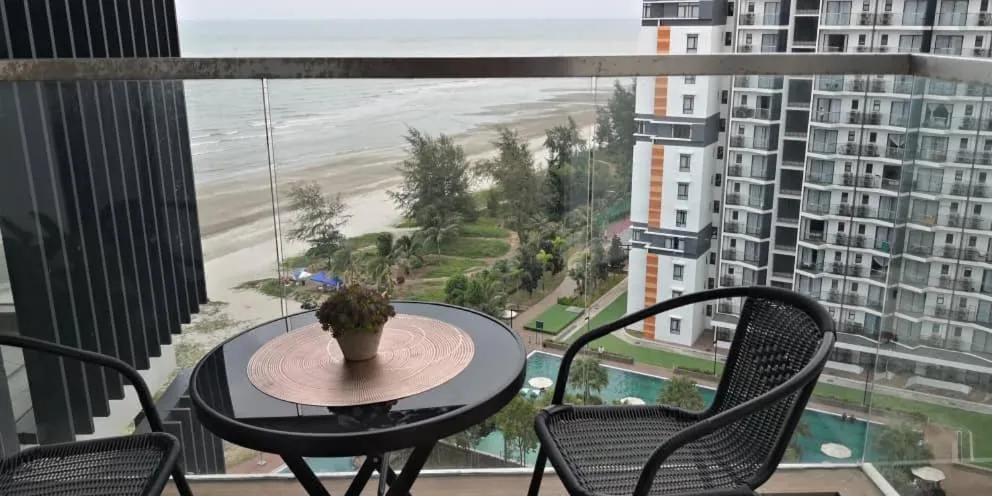 Patio in Timur Bay by Dream View Studio