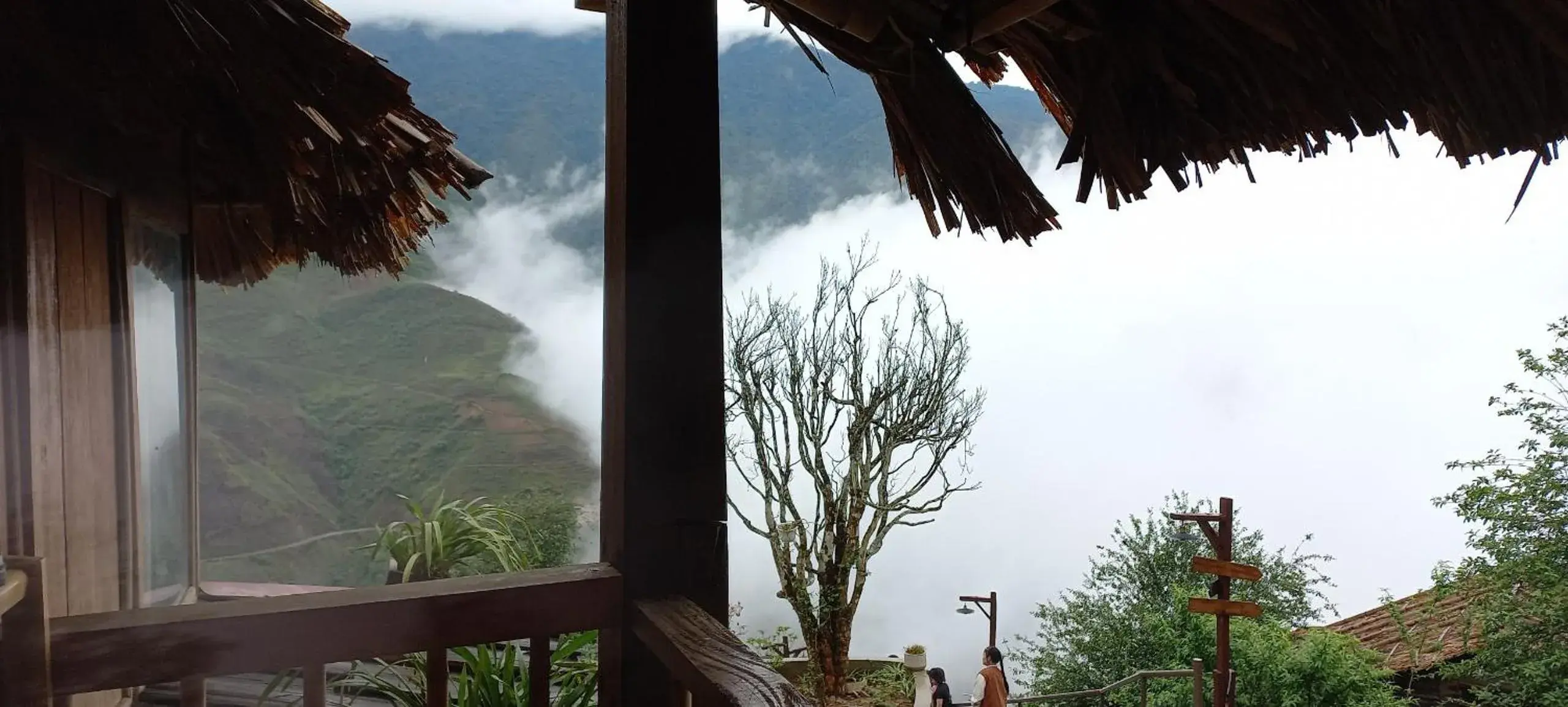 Quadruple Room with Shared Bathroom in Ta Xua Ecolodge Quadruple Room with Shared Bathroom in Ta Xua Ecolodge