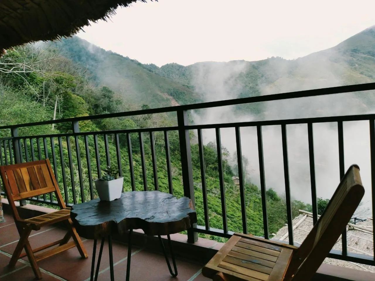 Ta Xua Ecolodge