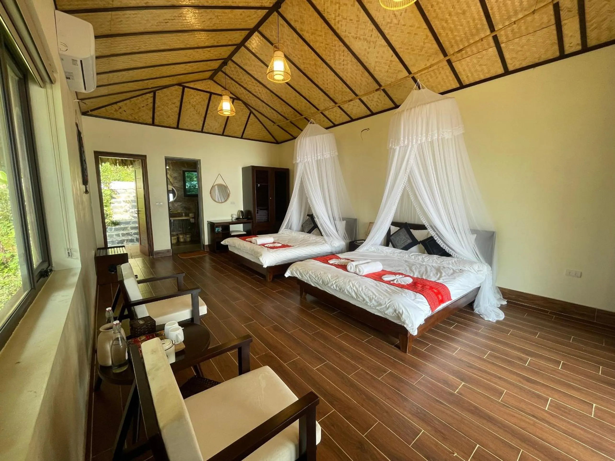 Bed in Ta Xua Ecolodge