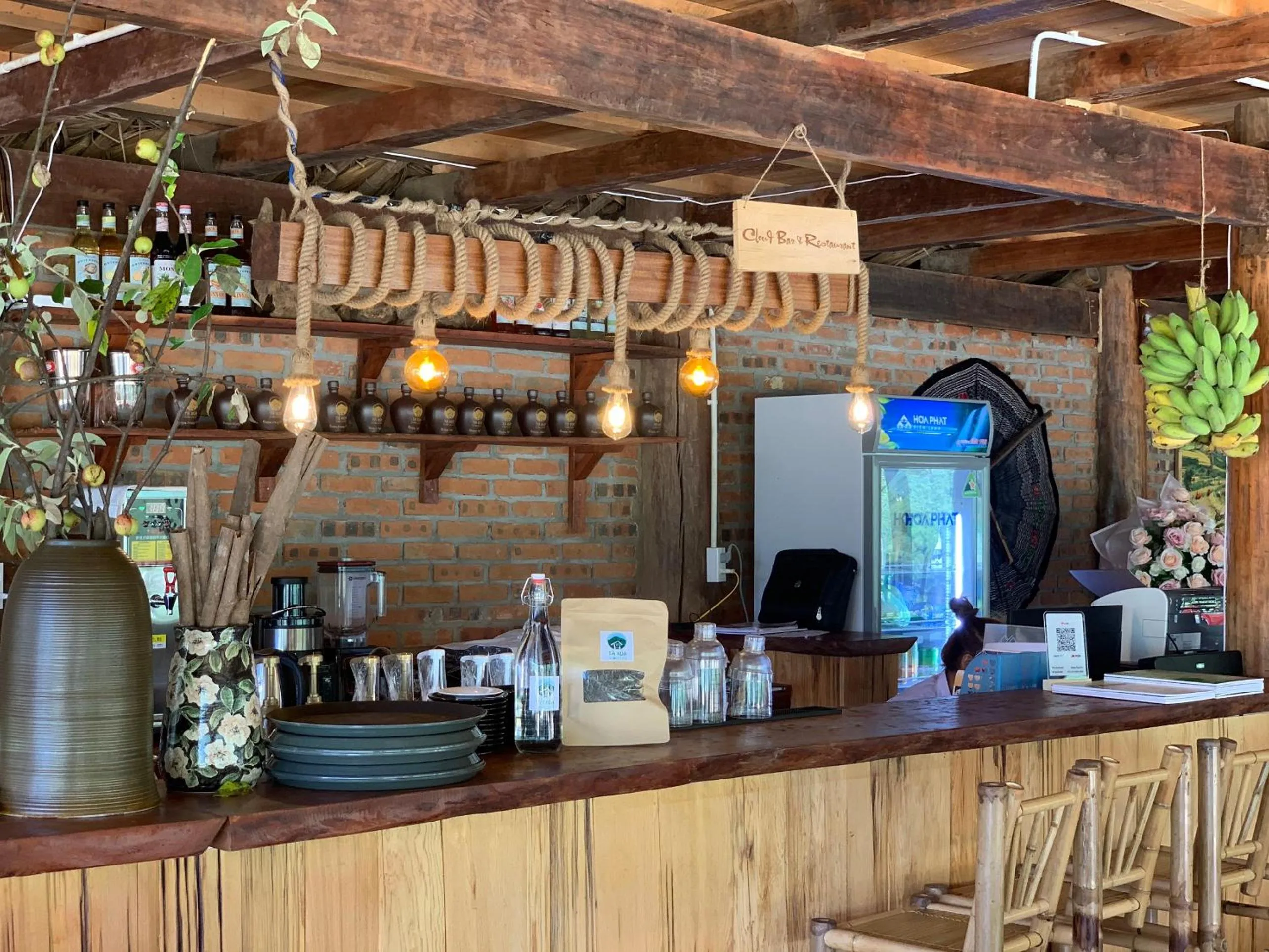 Lounge or bar in Ta Xua Ecolodge