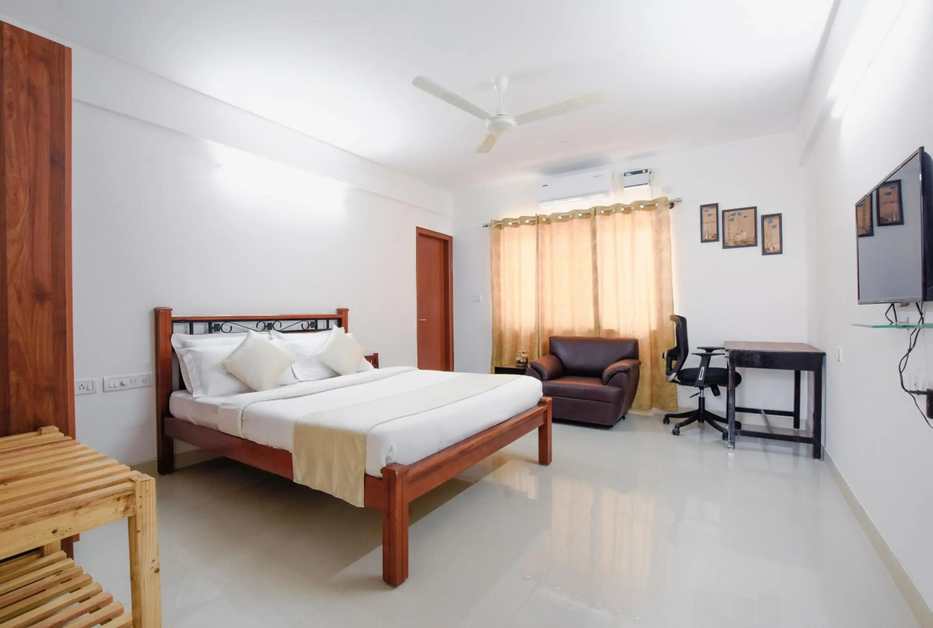 Double Room with Private Bathroom - single occupancy in Achates Corporate Services Double Room with Private Bathroom - single occupancy in Achates Corporate Services