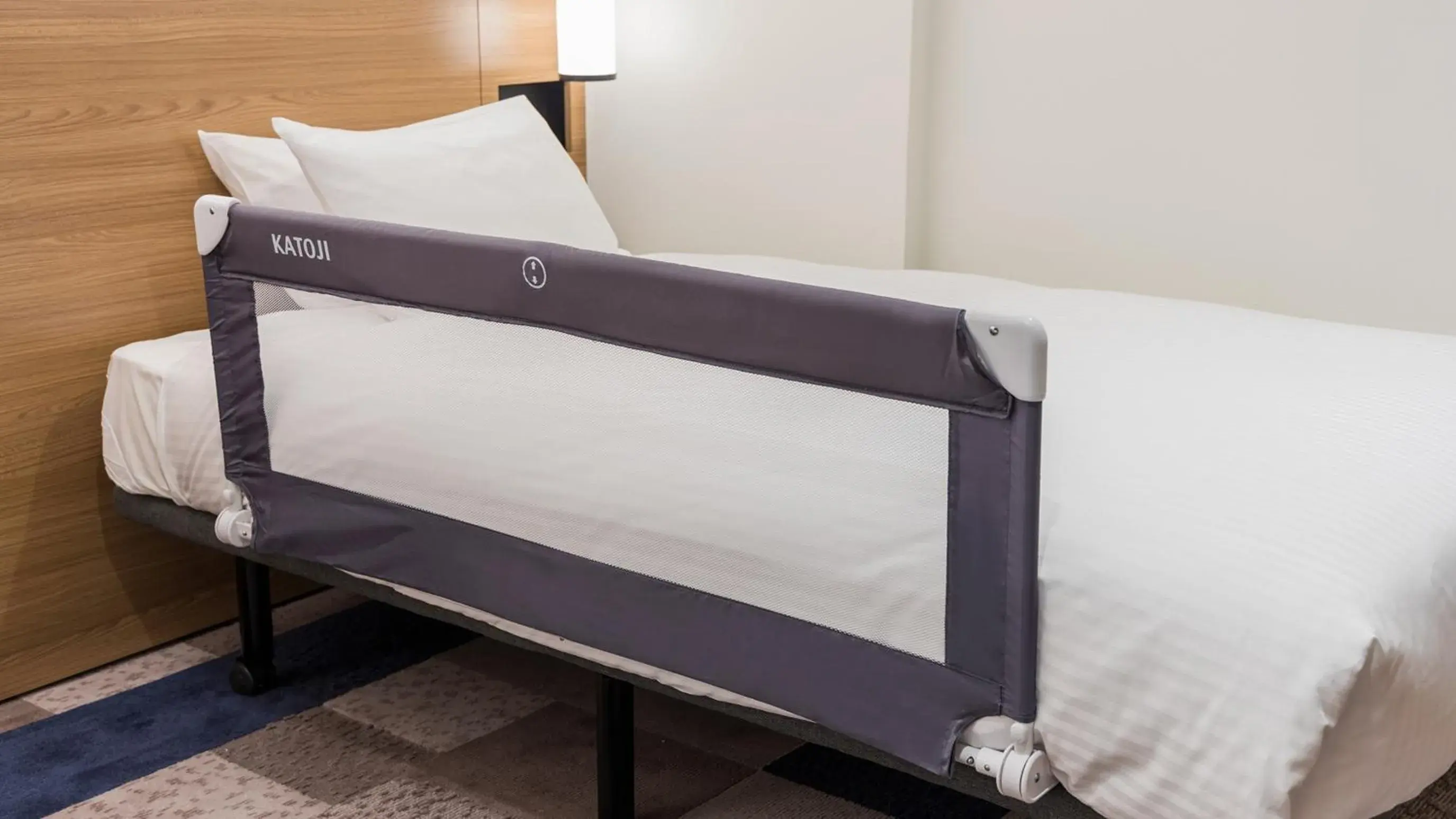 Bed in JR East Hotel Mets Premier Yokohama Sakuragicho Bed in JR East Hotel Mets Premier Yokohama Sakuragicho