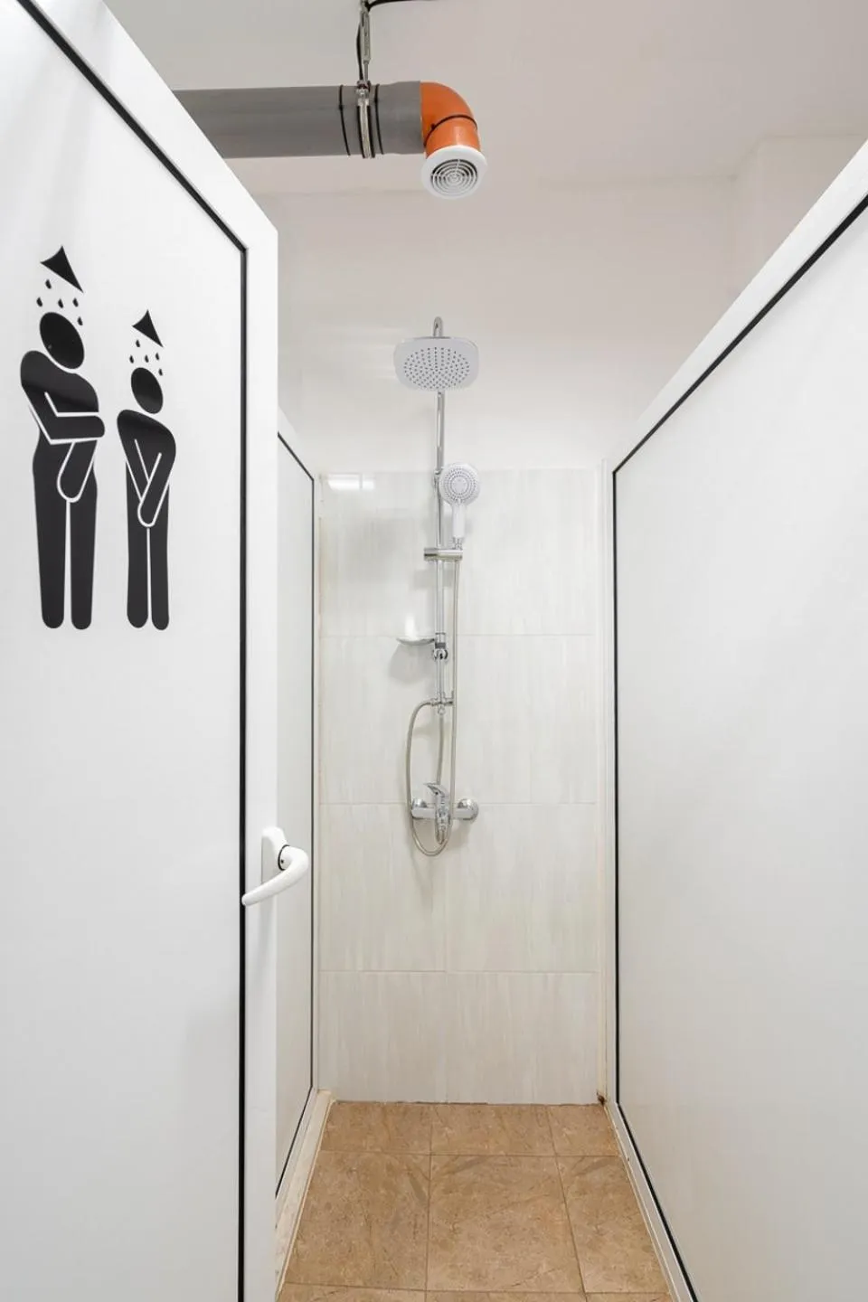 Shower in Smart Hostel Sofia