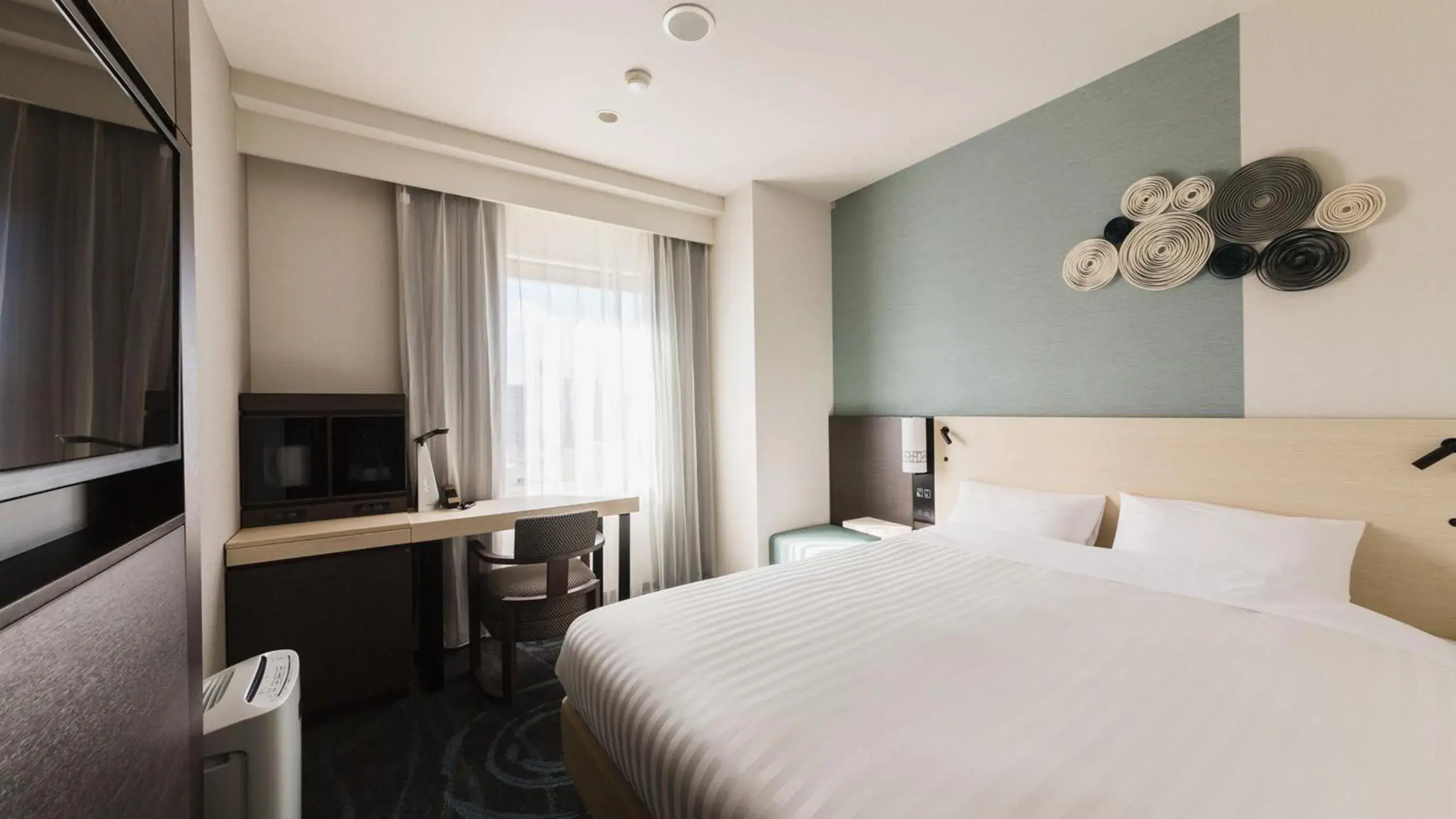 Bed in JR-East Hotel Mets Mizonokuchi Bed in JR-East Hotel Mets Mizonokuchi