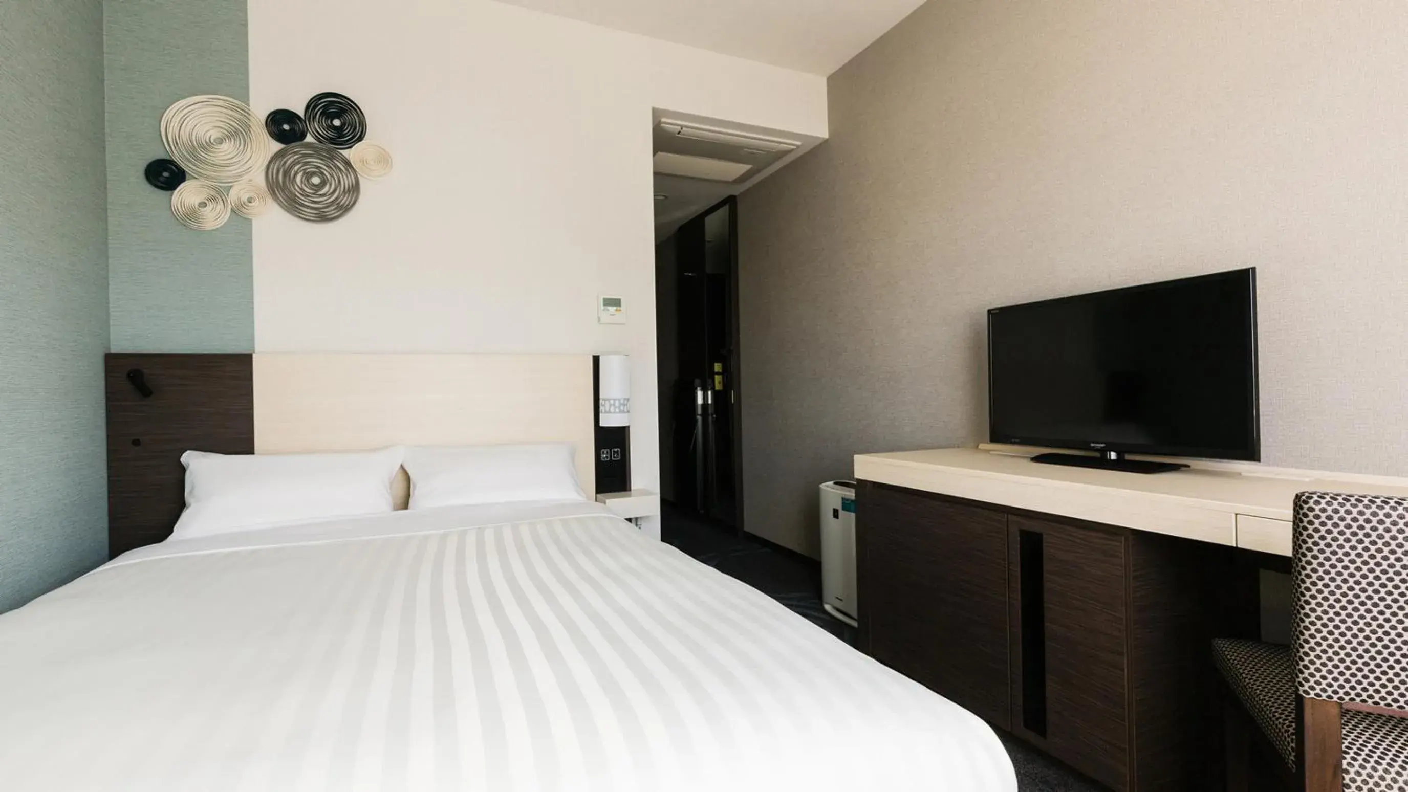 Bed in JR-East Hotel Mets Mizonokuchi Bed in JR-East Hotel Mets Mizonokuchi