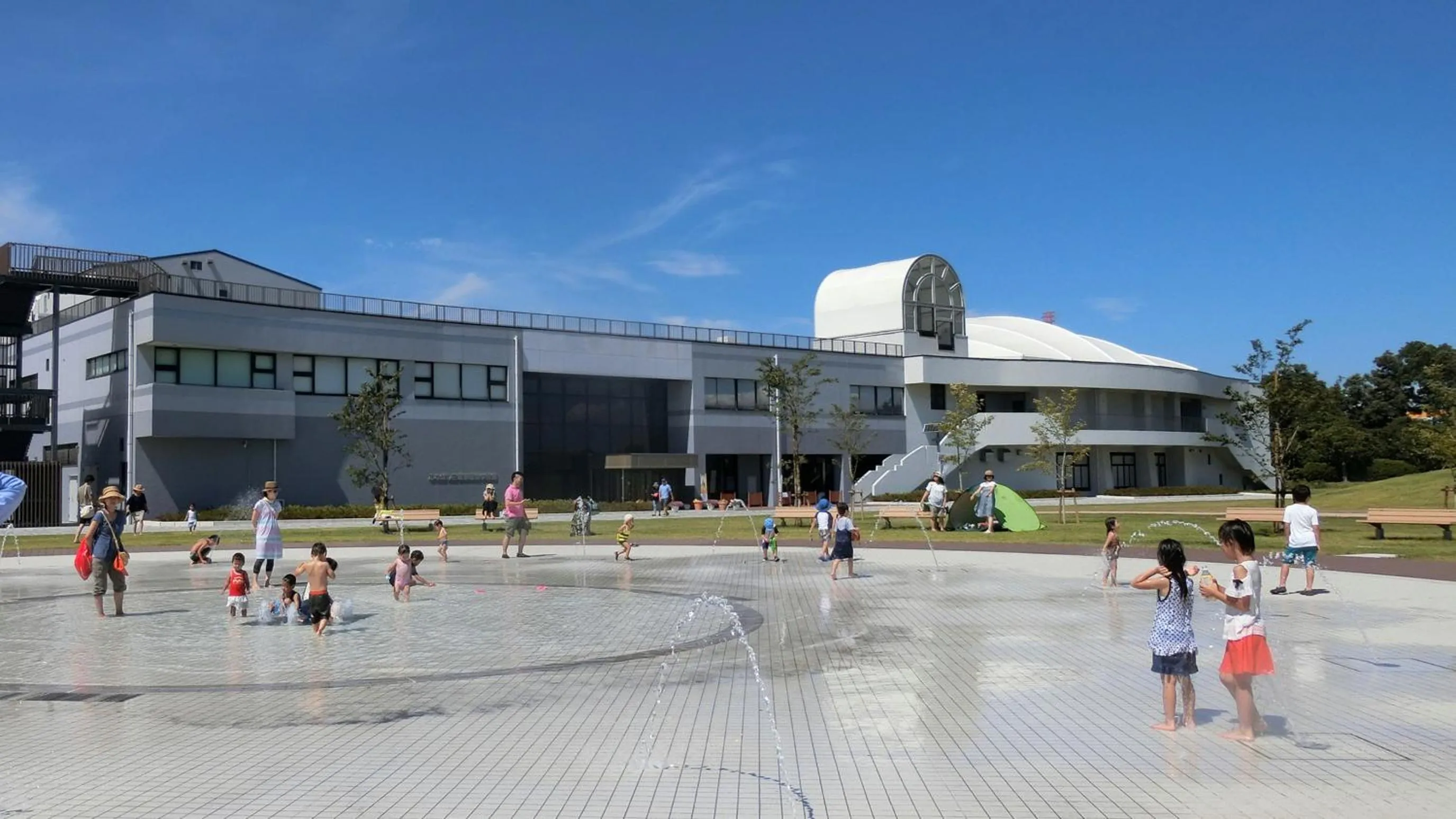 Nearby landmark in JR-East Hotel Mets Funabashi