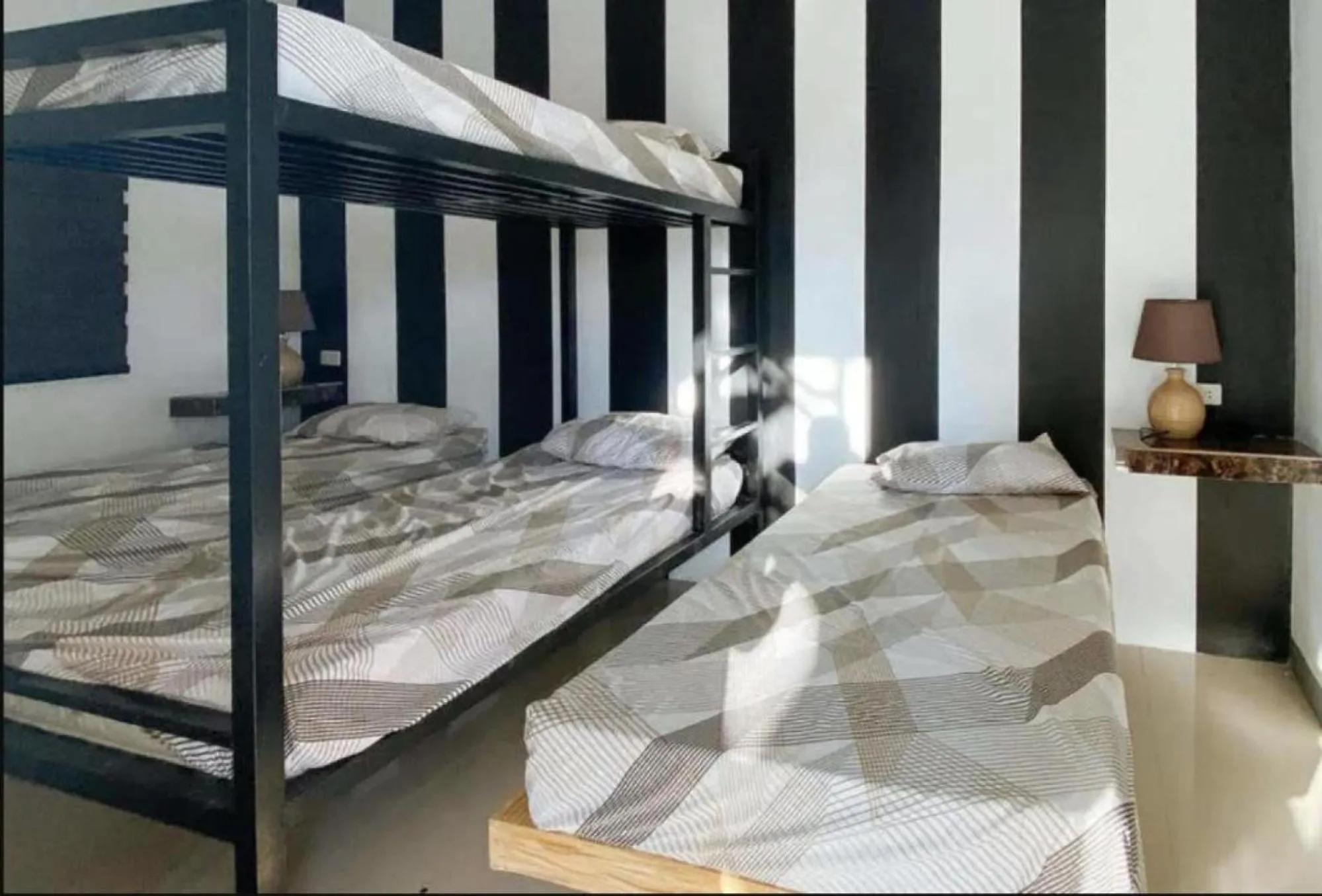 Bed in RedDoorz @ Piamonte Apartelle Santo Tomas Batangas