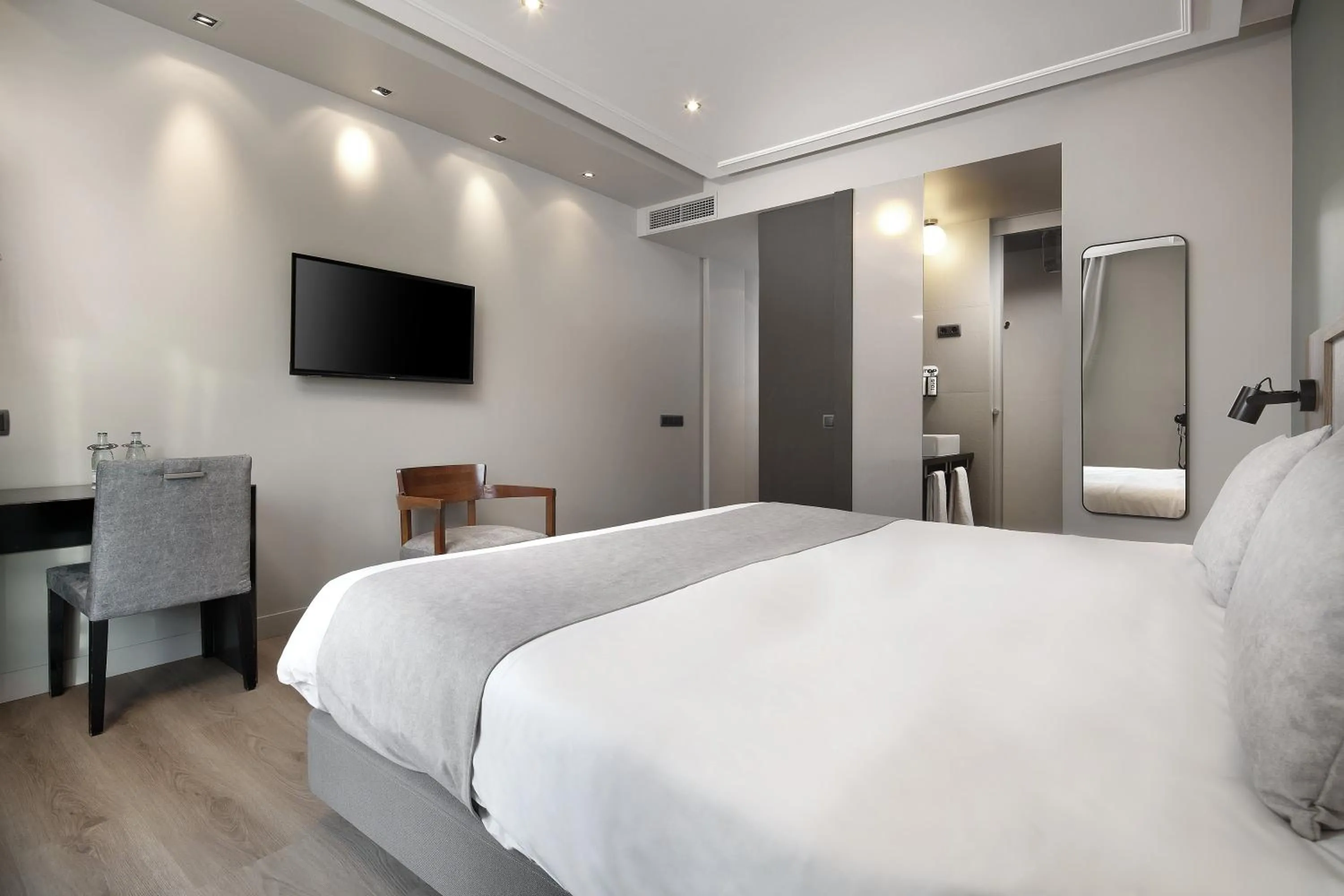 Bed in Wilson Boutique Hotel