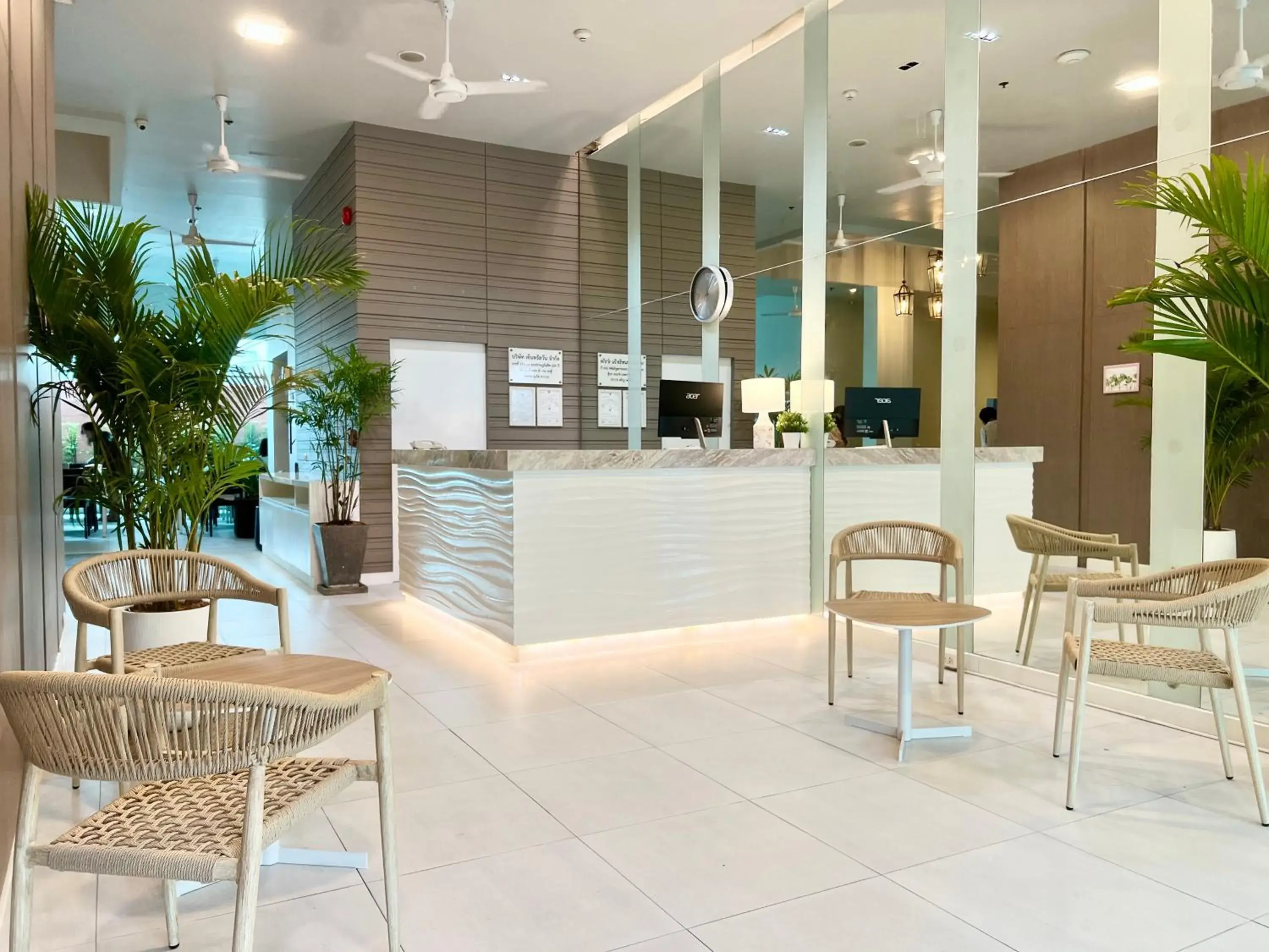 Lobby or reception in Centro One Patong Lobby or reception in Centro One Patong