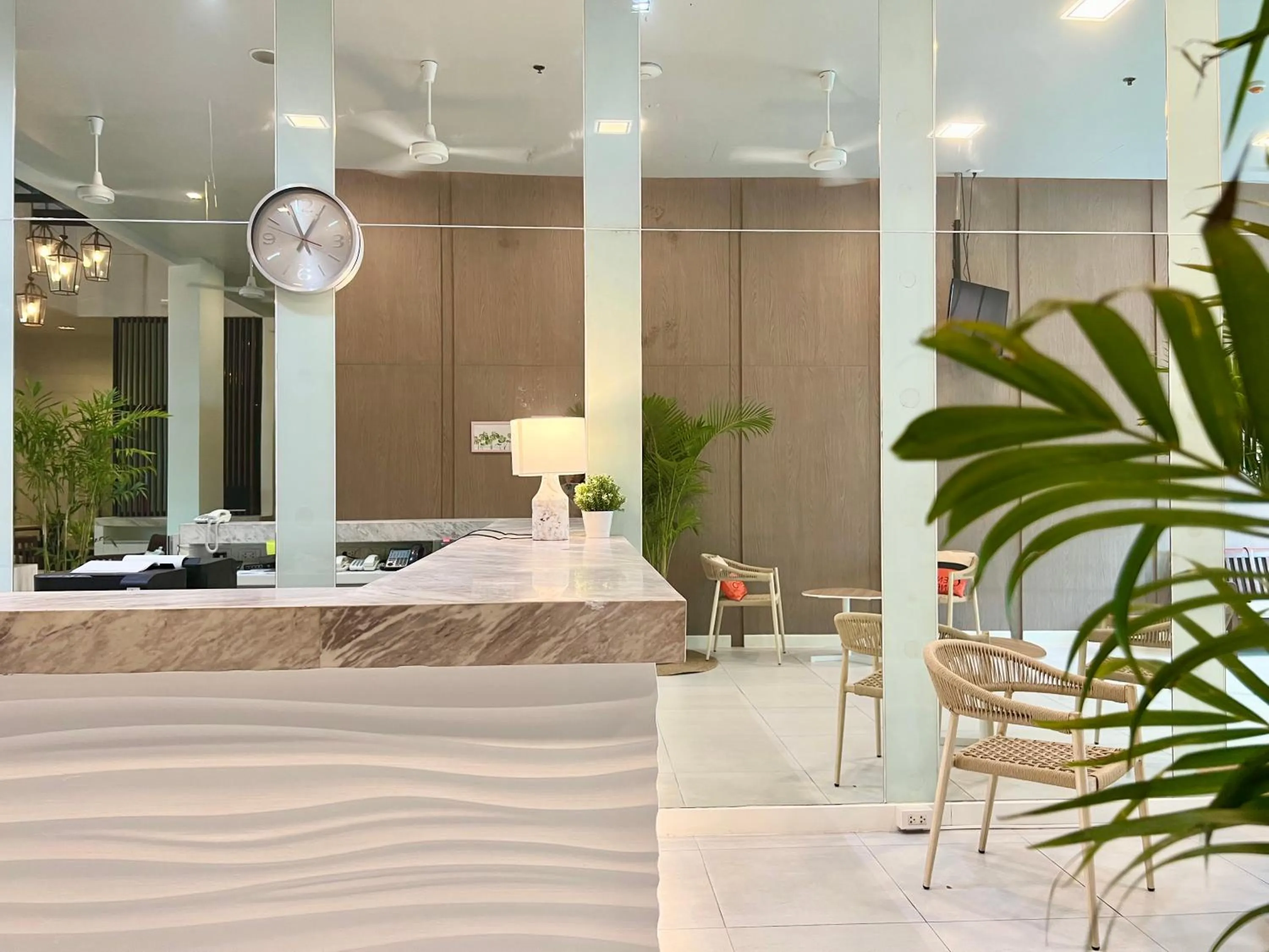Lobby or reception in Centro One Patong