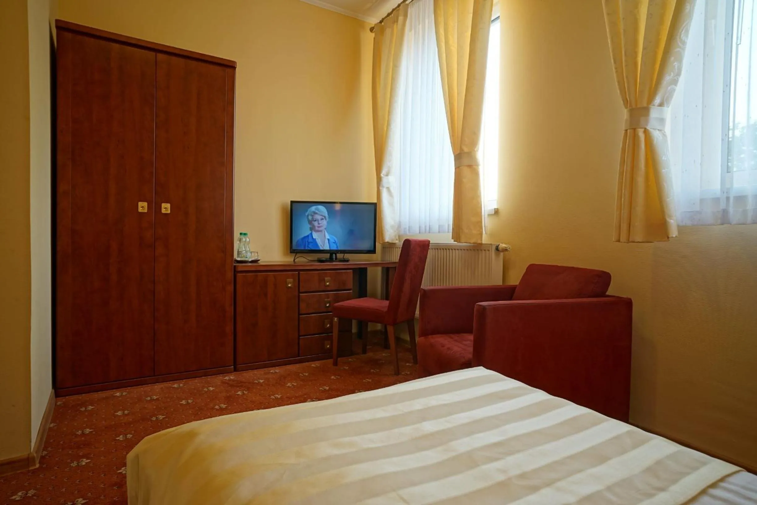 Bed in Noclegi w Lublińcu Lubex