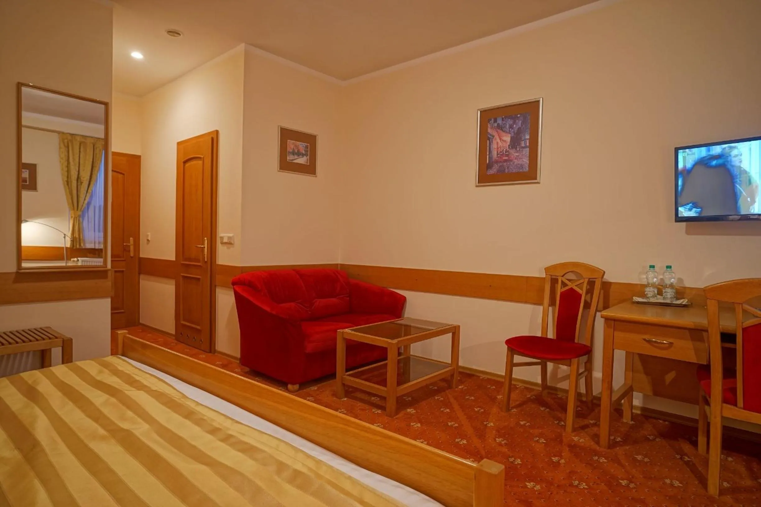 Bed in Noclegi w Lublińcu Lubex