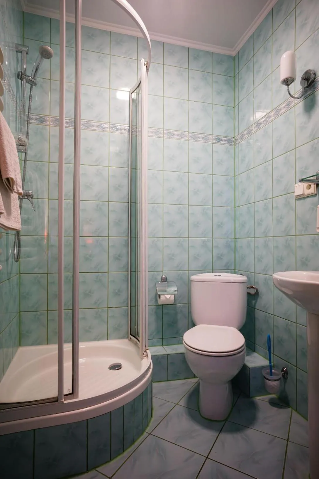 Shower in Noclegi w Lublińcu Lubex