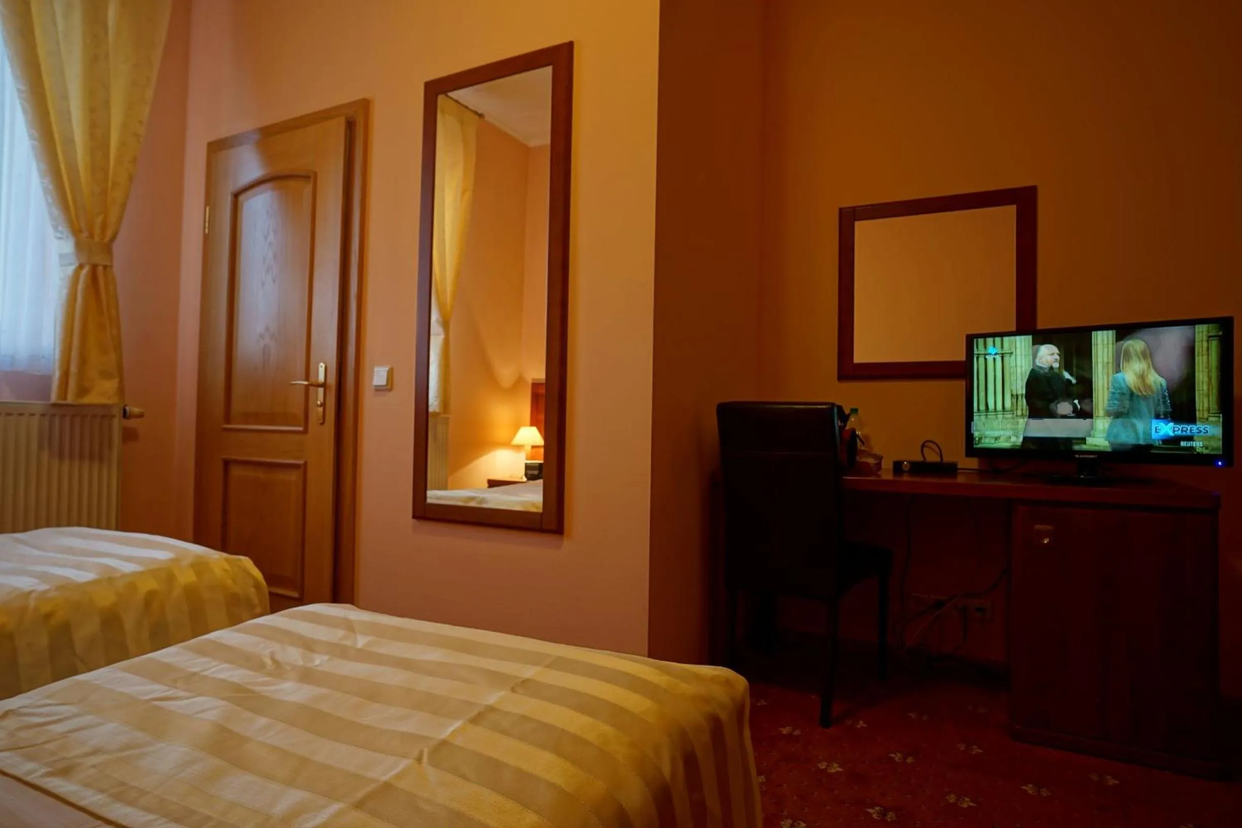 Bed in Noclegi w Lublińcu Lubex