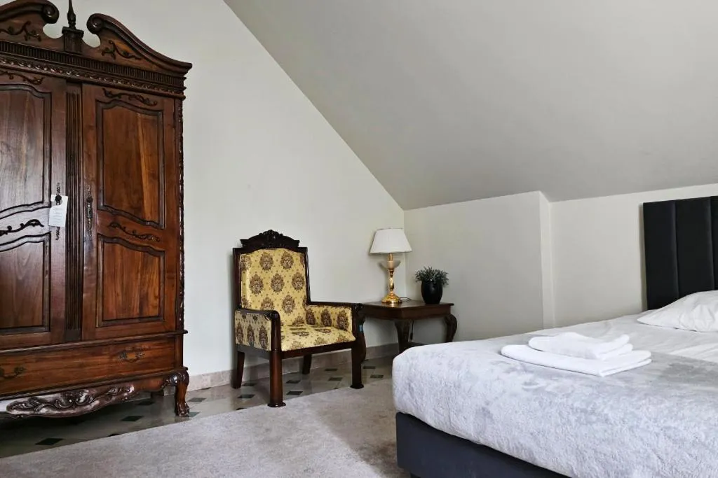 Zielony Kompleks Dwór Ostoya