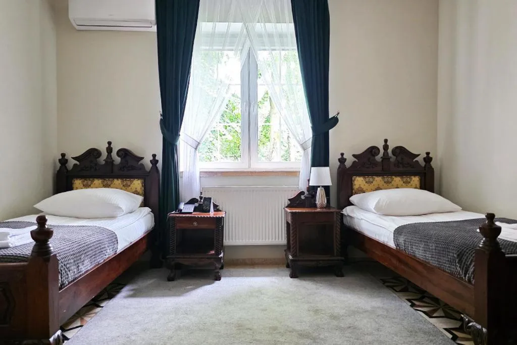 Zielony Kompleks Dwór Ostoya