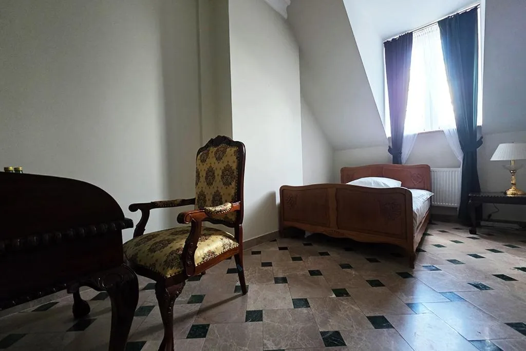 Zielony Kompleks Dwór Ostoya