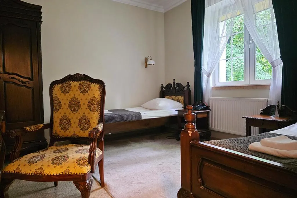 Zielony Kompleks Dwór Ostoya