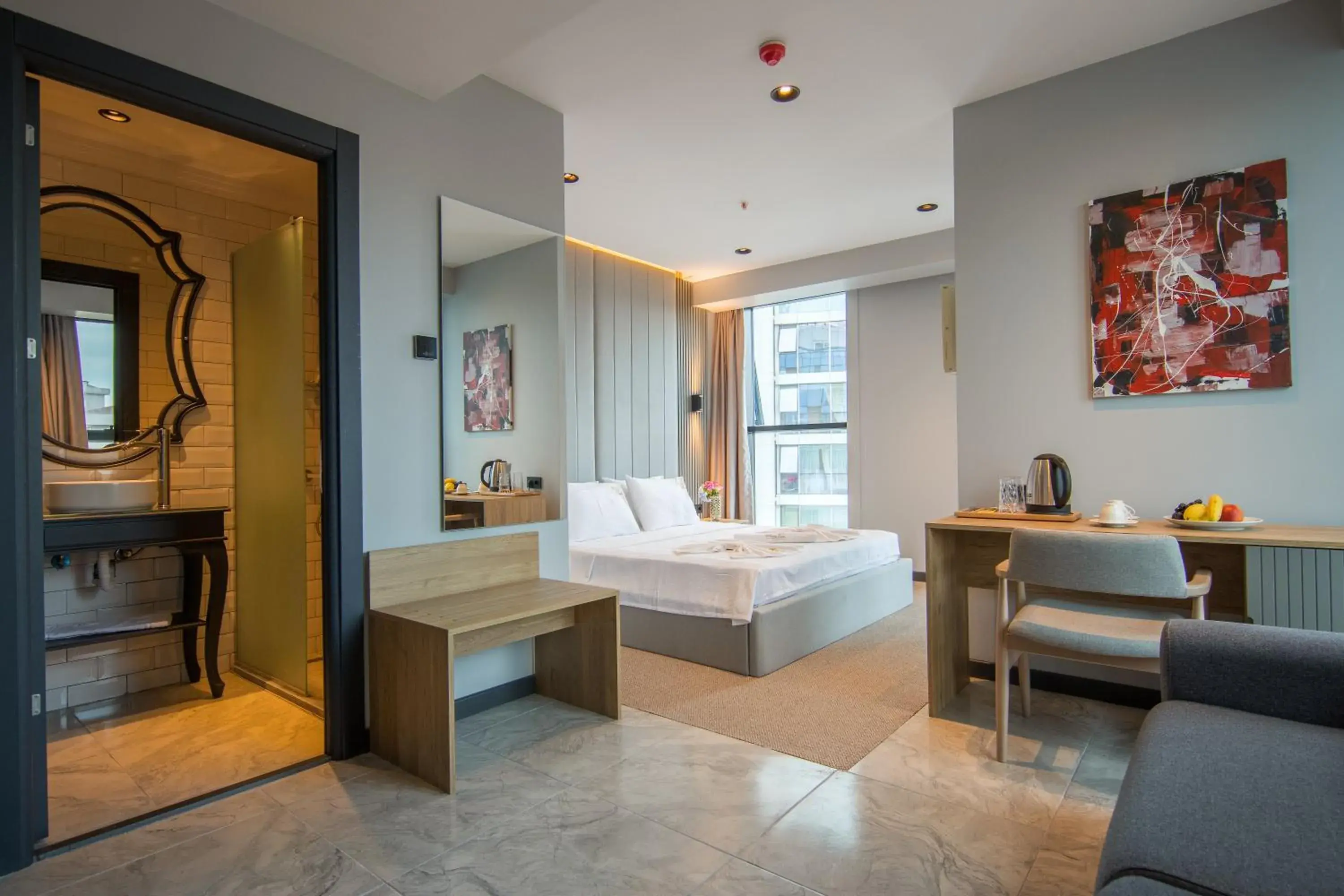 Suite with City View in SHERLOCK HOMES HOTELS Suite with City View in SHERLOCK HOMES HOTELS