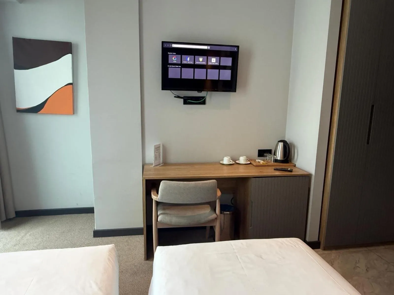 Bed in SHERLOCK HOMES HOTELS