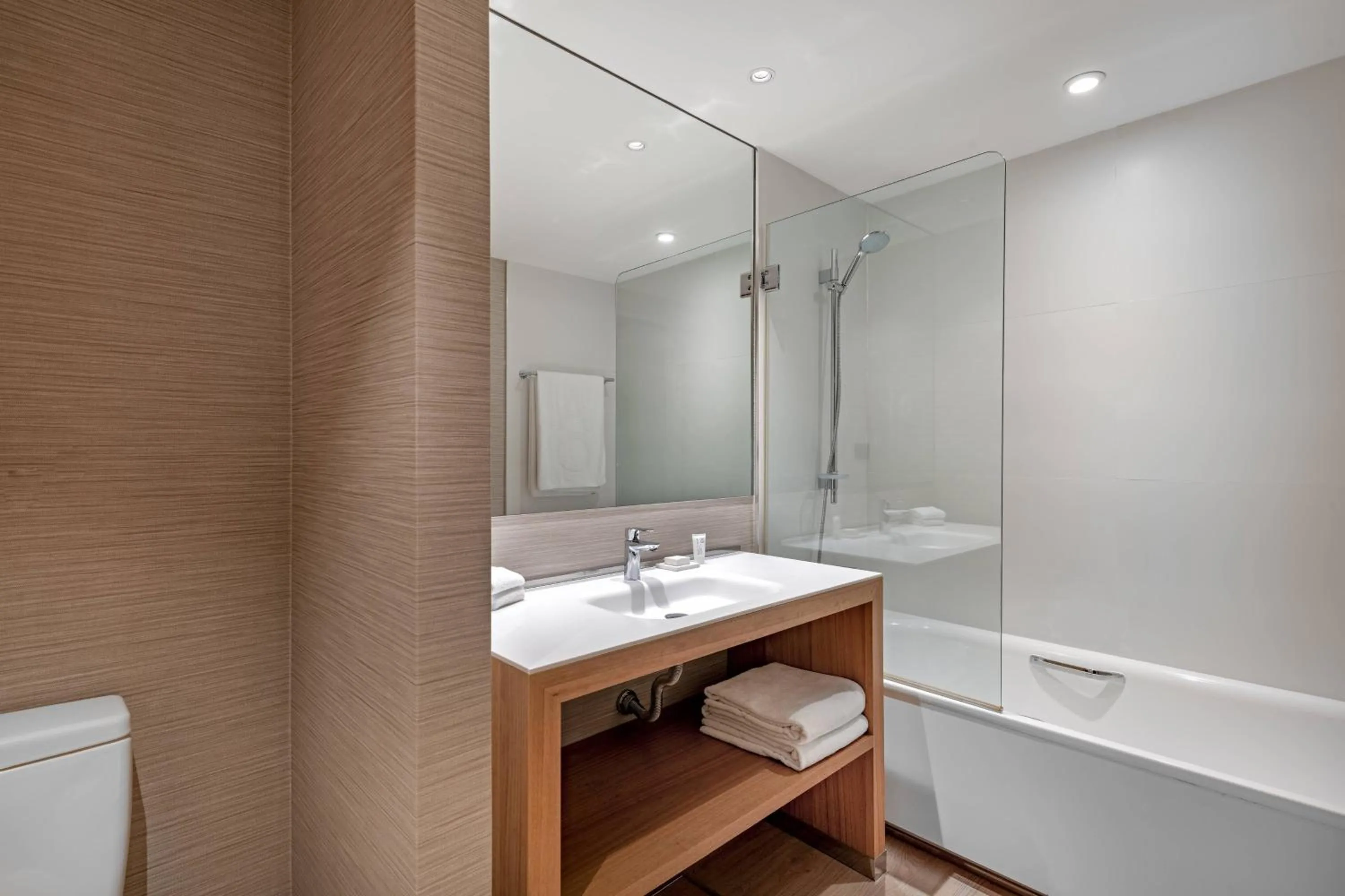Bathroom in AC Hotel Diagonal L'Illa by Marriott