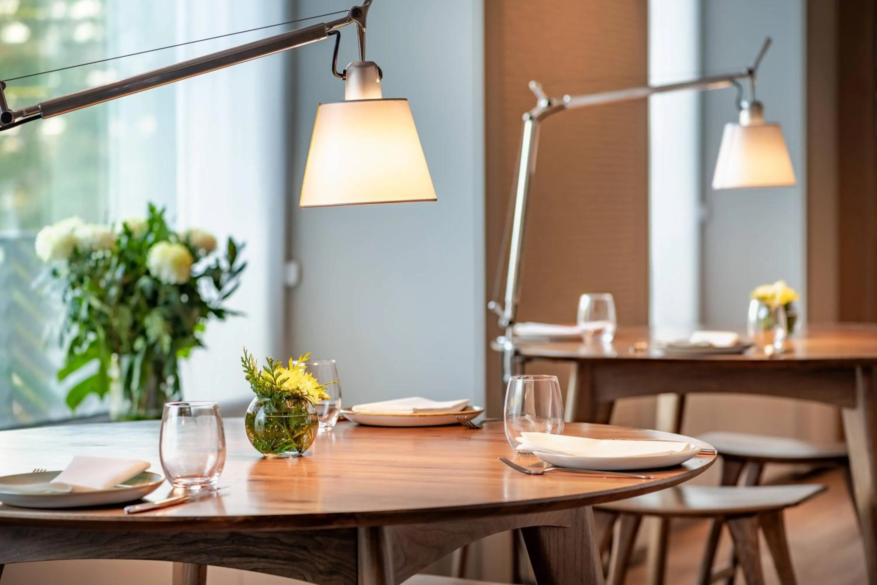 Lounge or bar in AC Hotel Diagonal L'Illa by Marriott