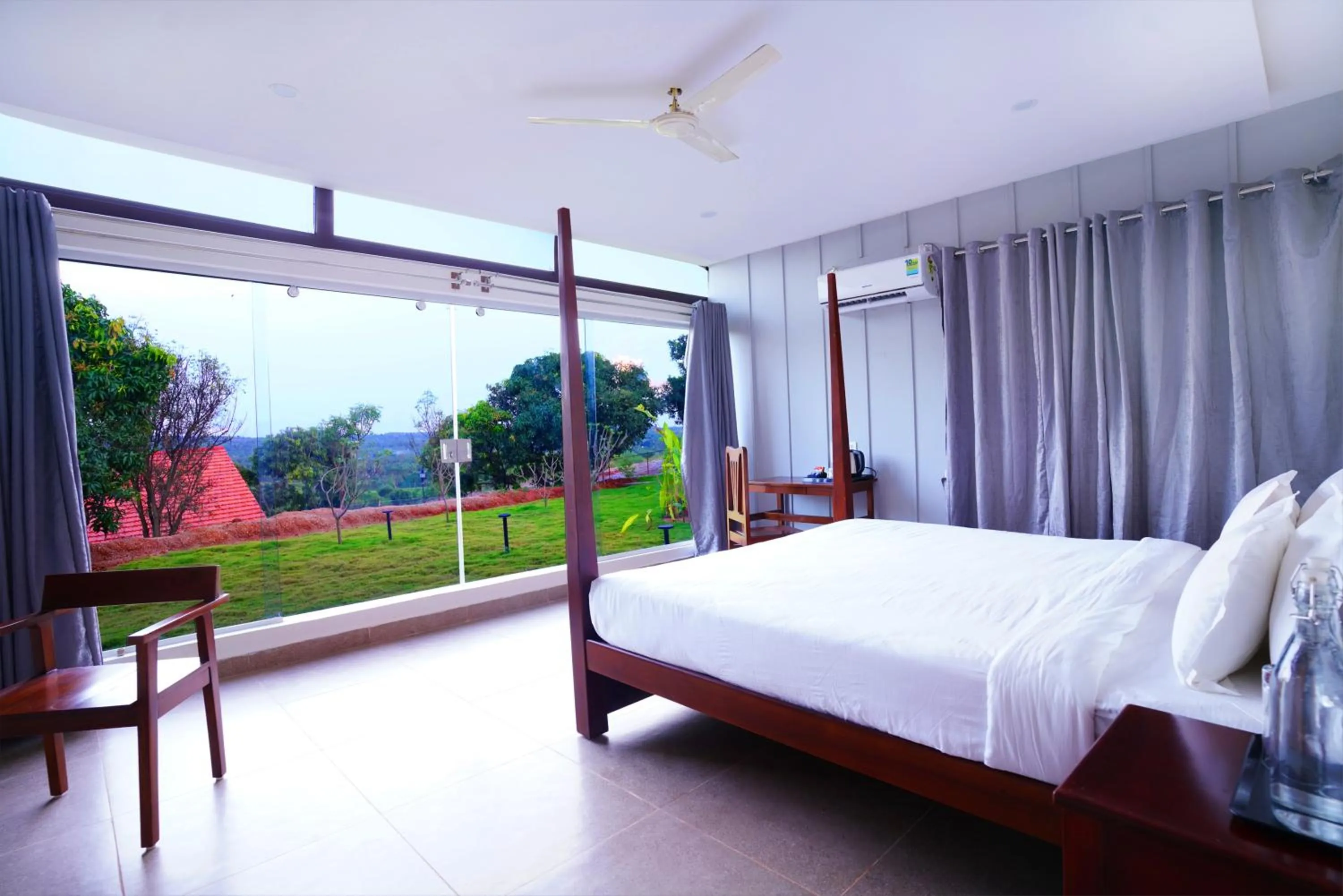Bed in Ravishing Retreat Resort