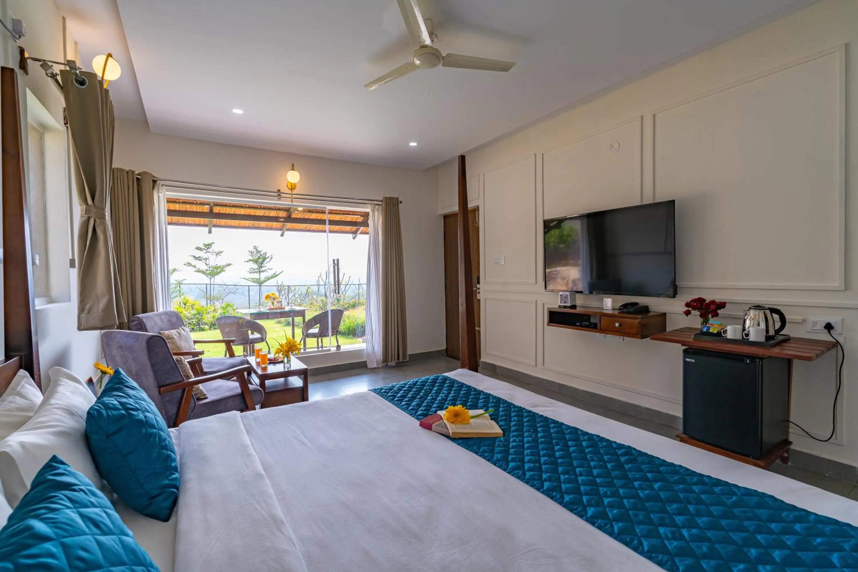 Bed in Ravishing Retreat Resort