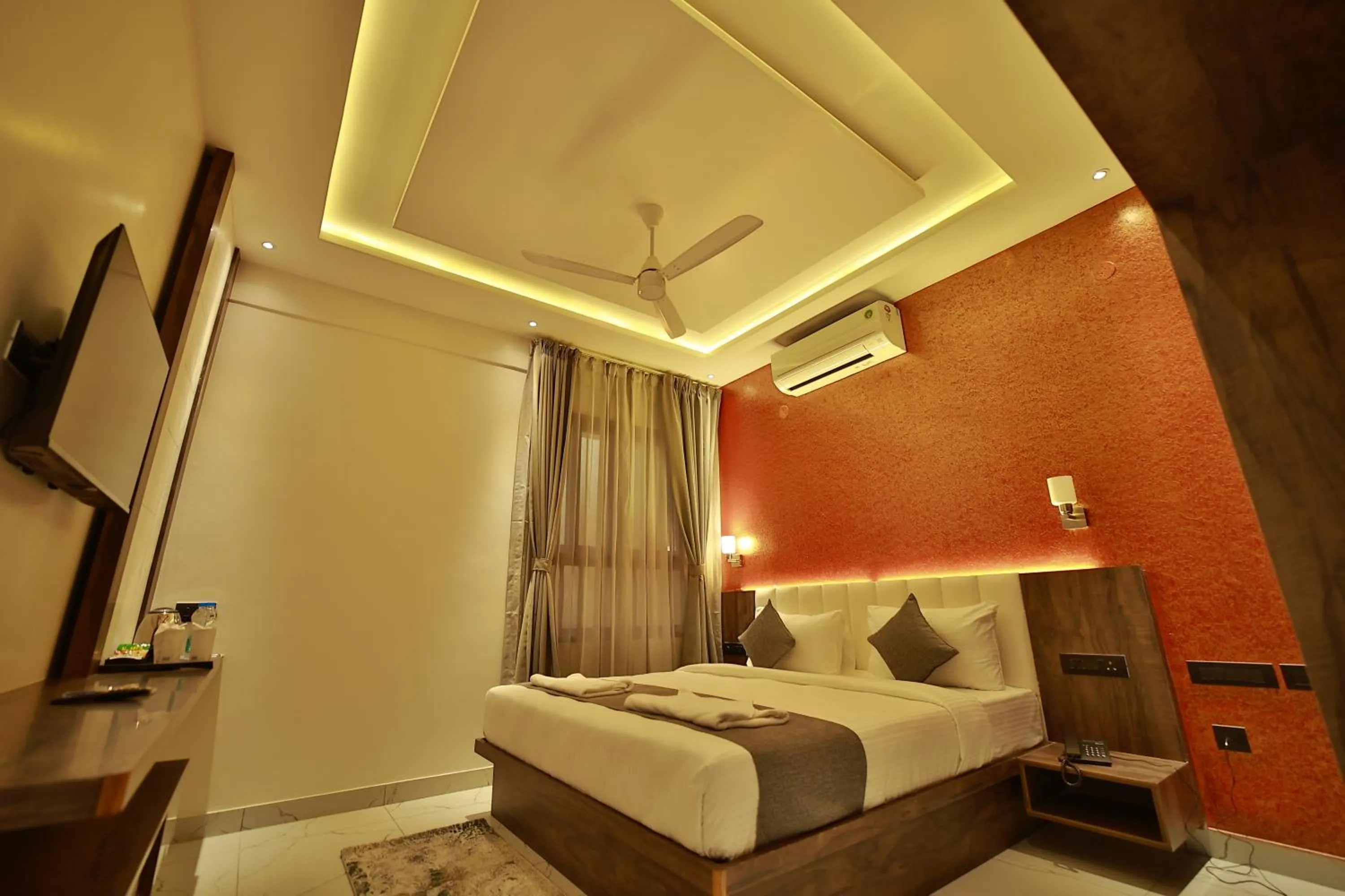 TV and multimedia, Bed in The Mysore Grand
