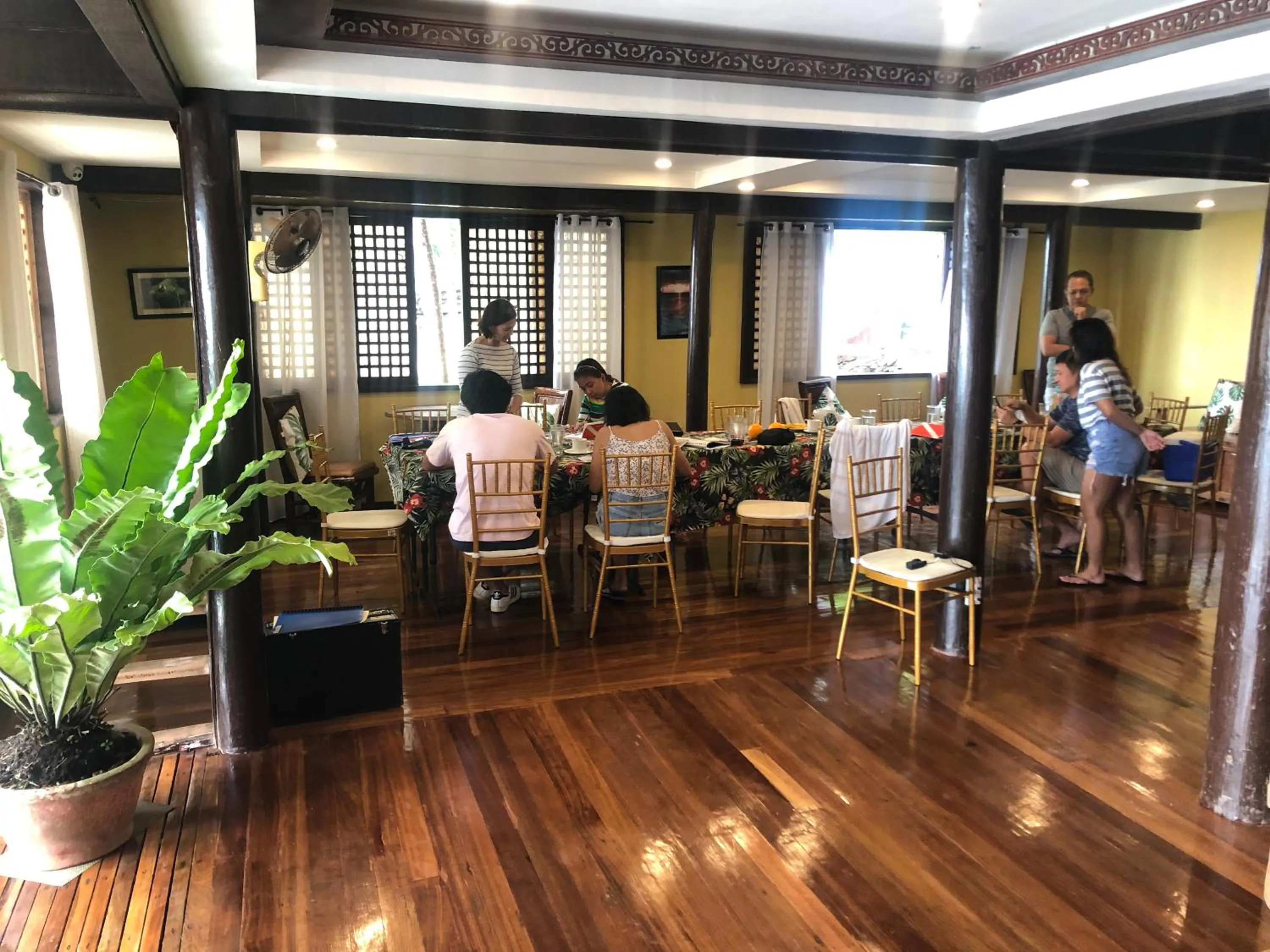 Restaurant/places to eat in Aquaventure Reef Club