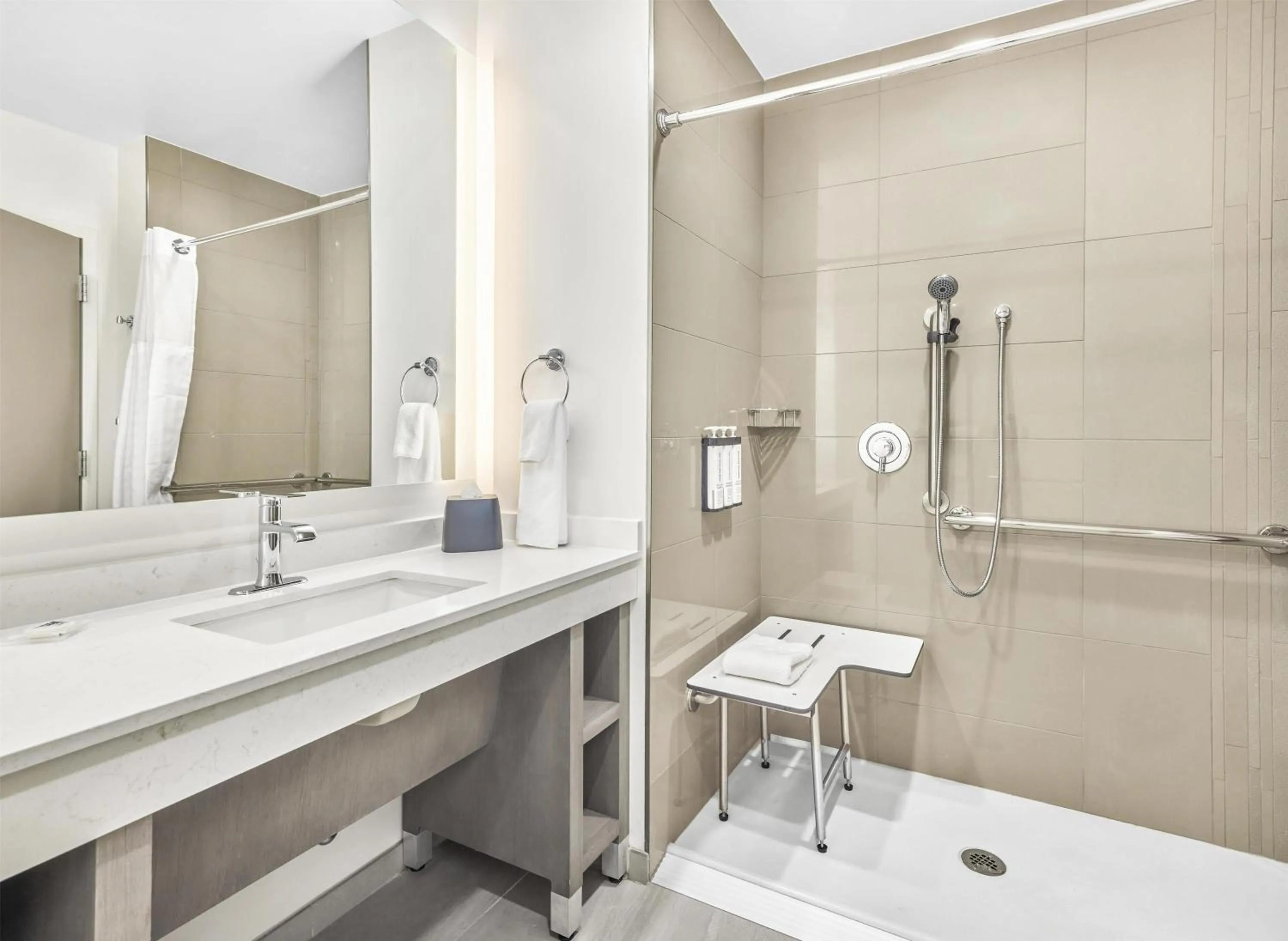 Bathroom in Hyatt House Houston Medical Center