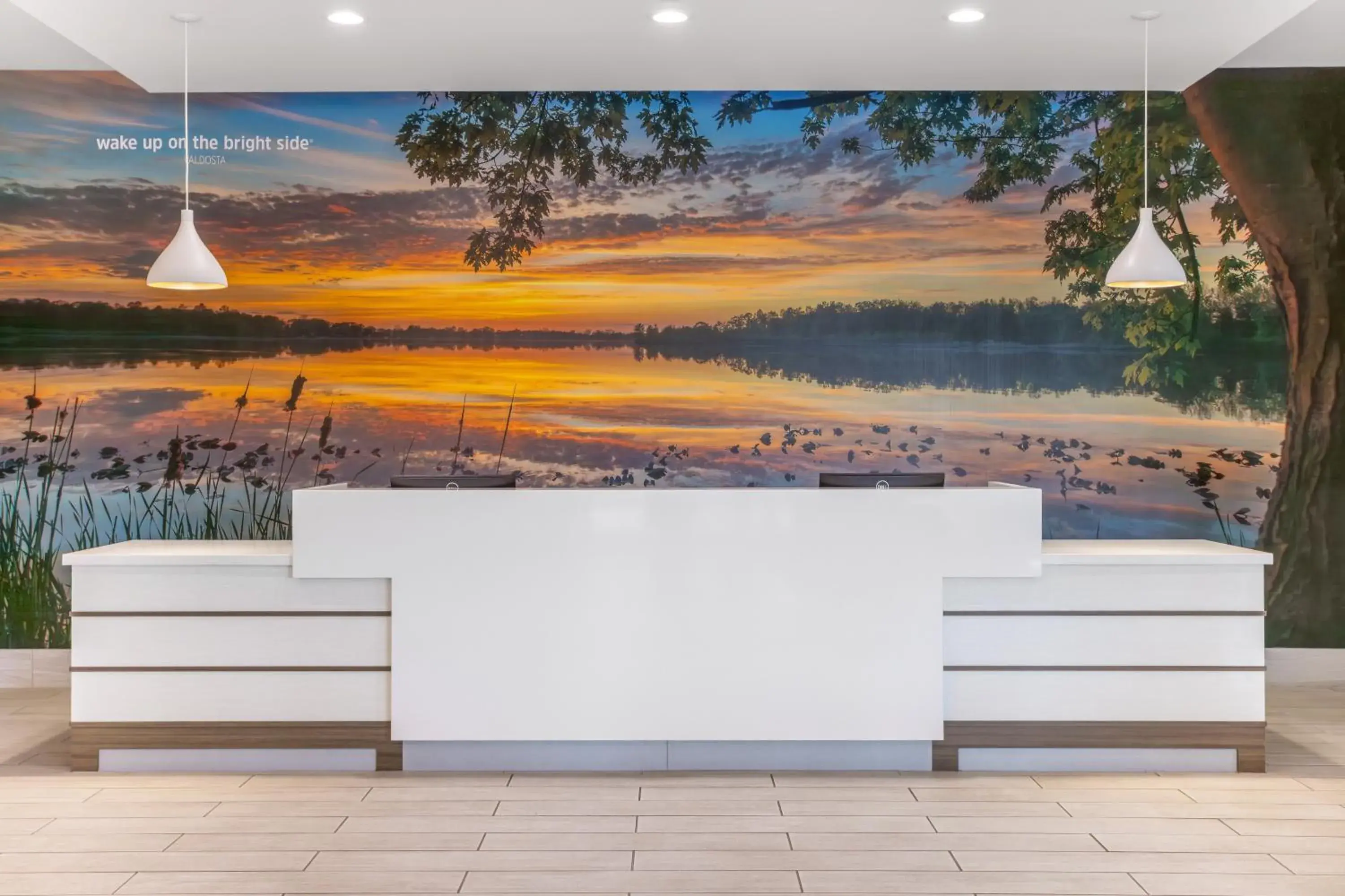 Lobby or reception in La Quinta Inn & Suites by Wyndham Valdosta Lobby or reception in La Quinta Inn & Suites by Wyndham Valdosta