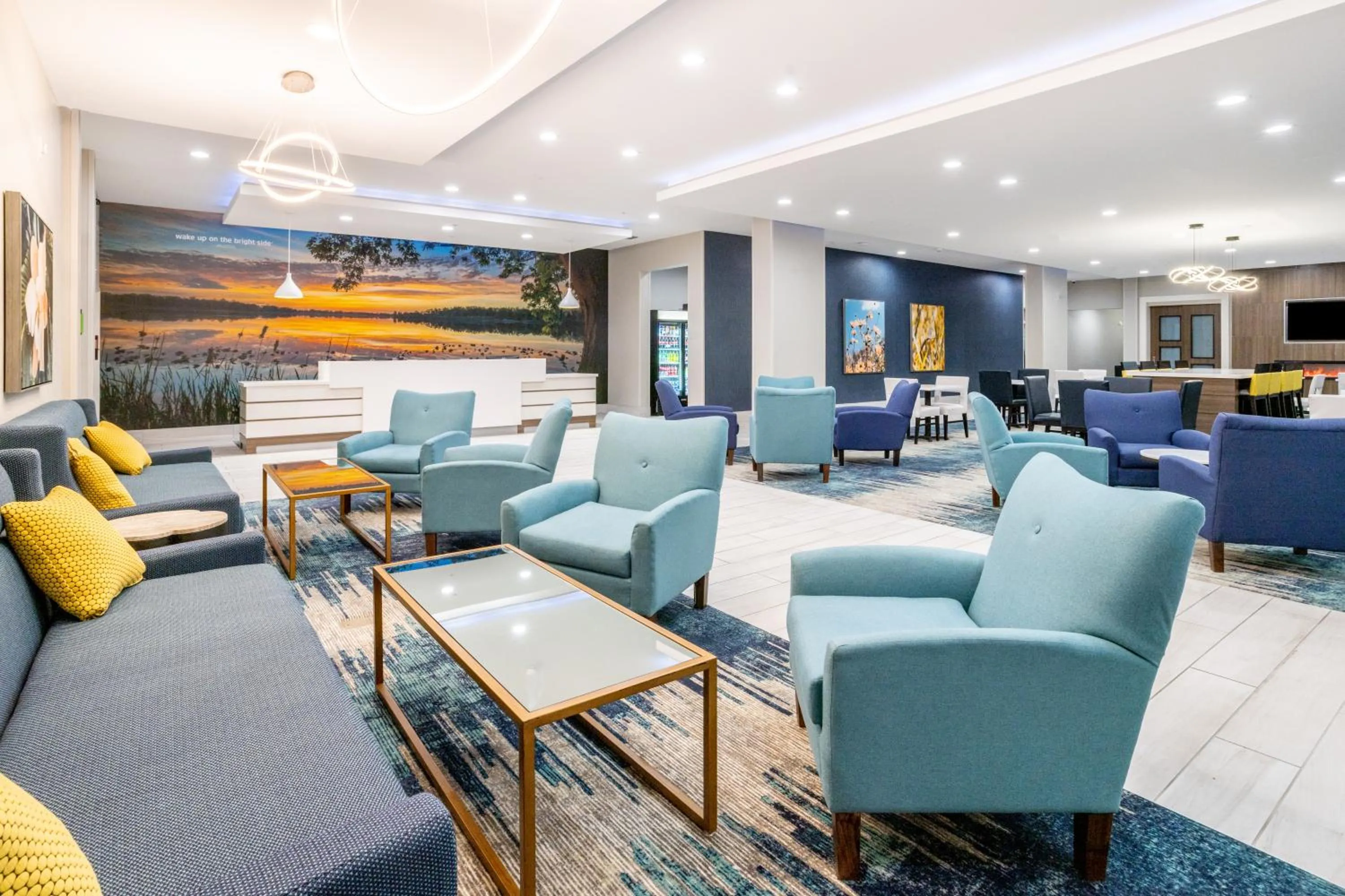 Lobby or reception in La Quinta Inn & Suites by Wyndham Valdosta